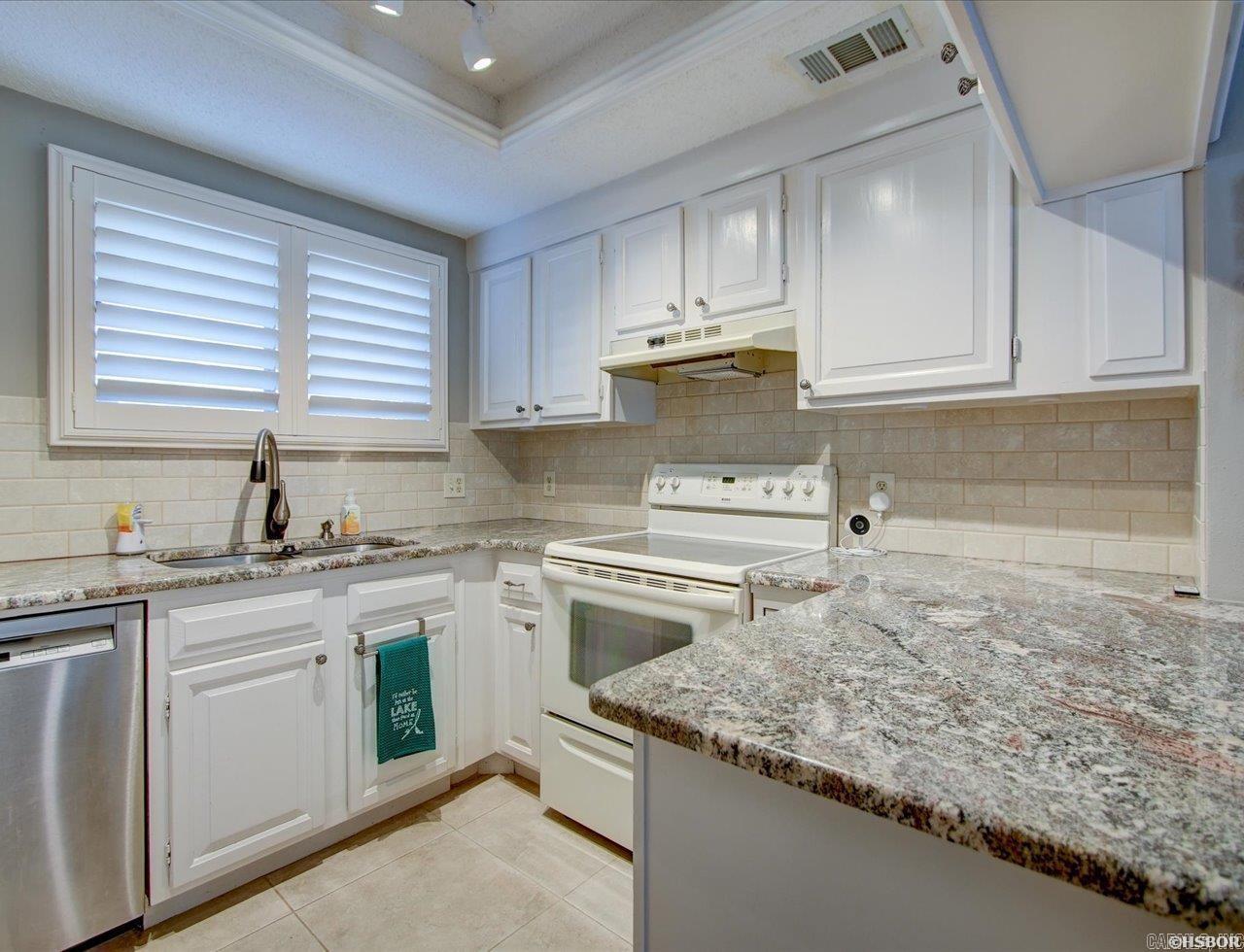 160 Long Island Bay 48 Property Photo 13