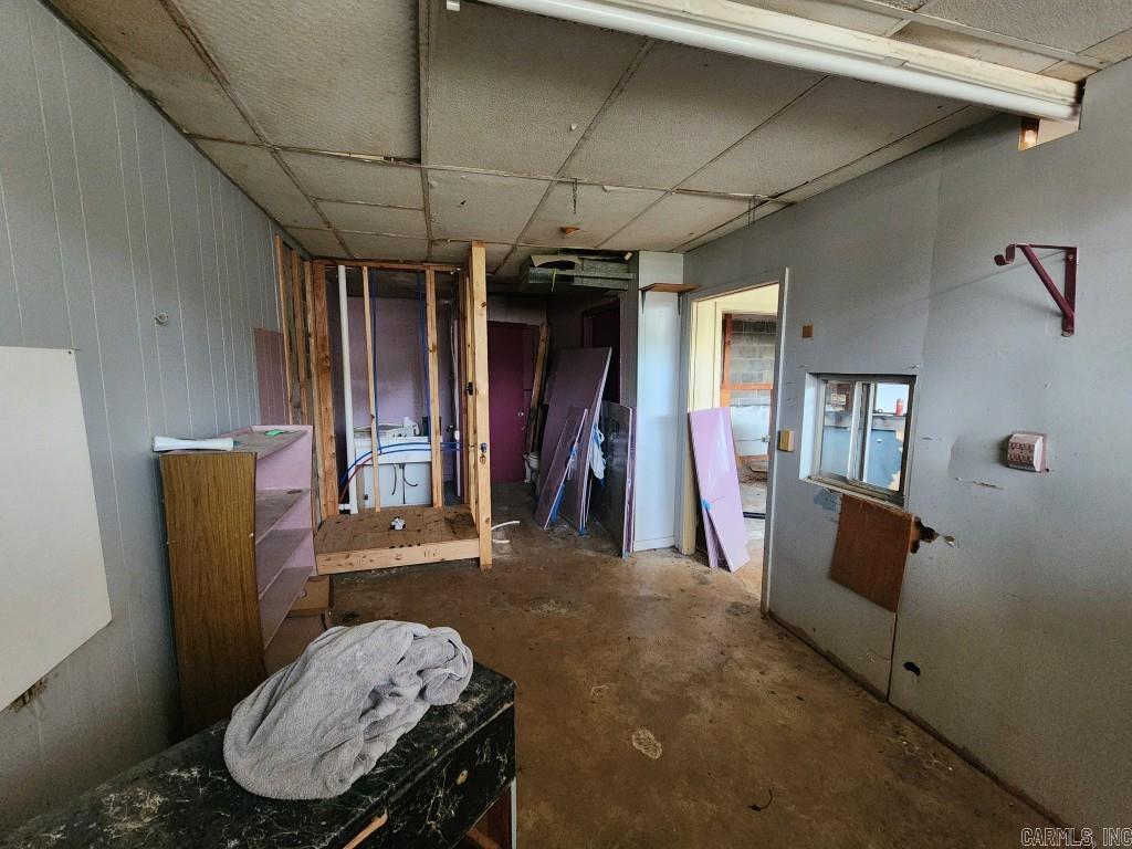 906 John Harden Drive Property Photo 9
