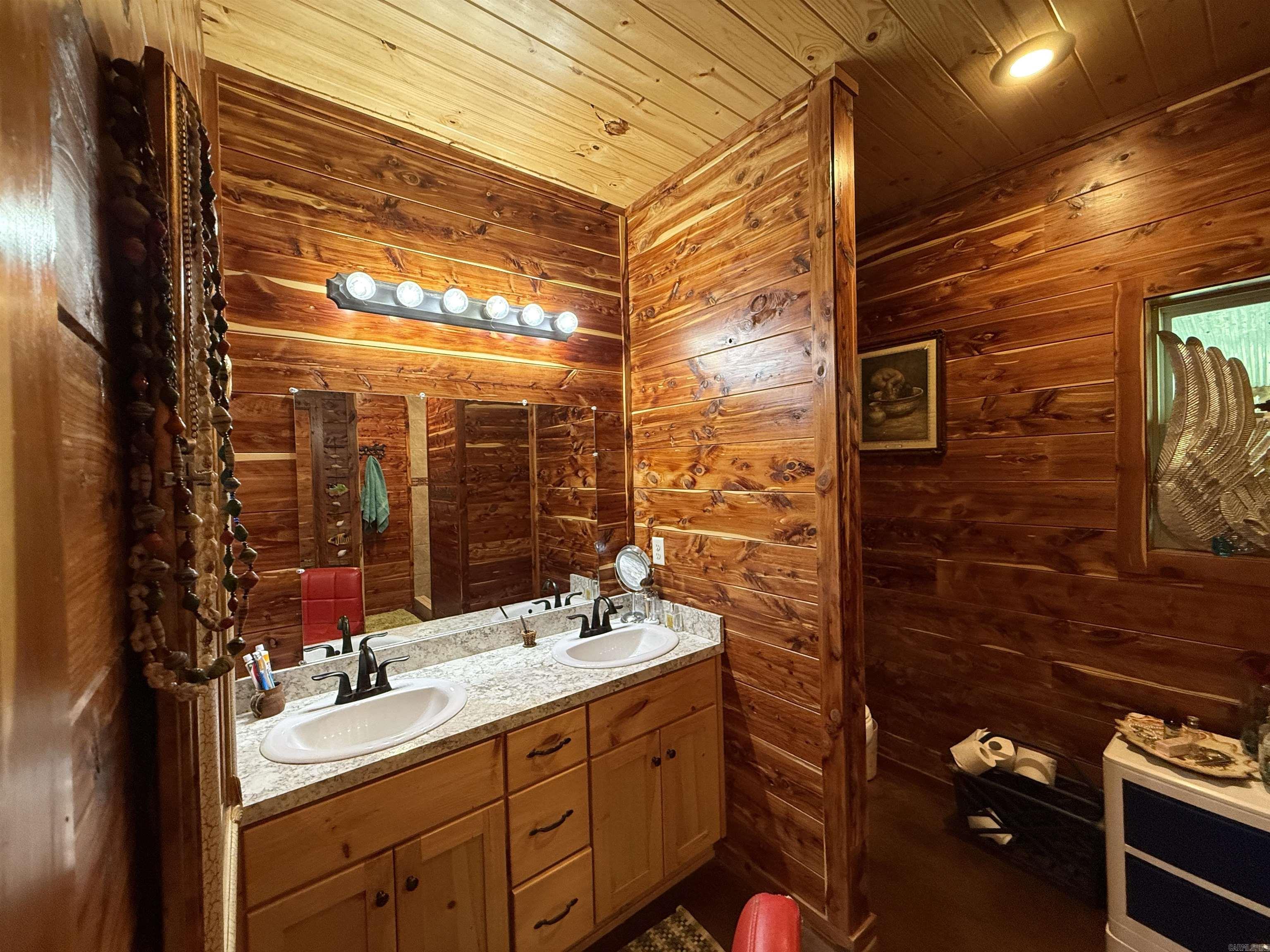 2948 Riverbend Road Property Photo 18