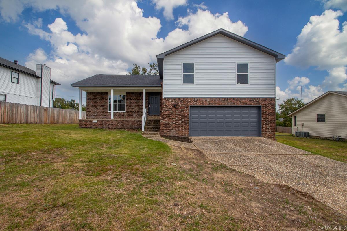 5 Ludington Cove Property Photo 2