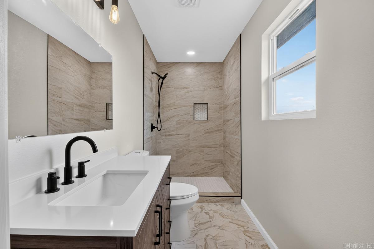 5 Ludington Cove Property Photo 26