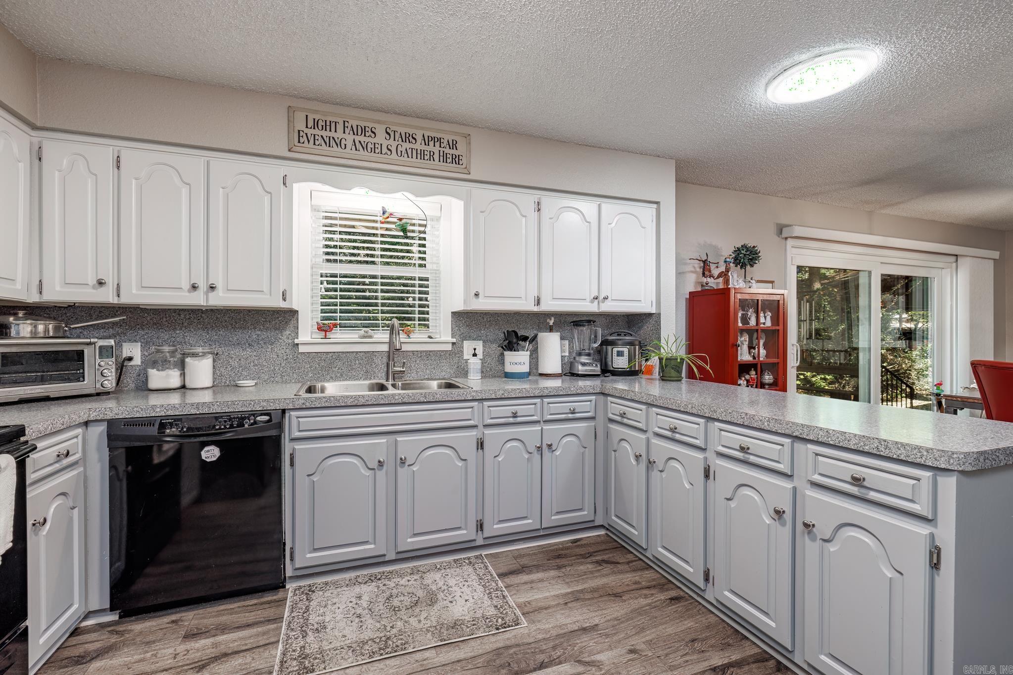 30 Herencia Circle Property Photo 16