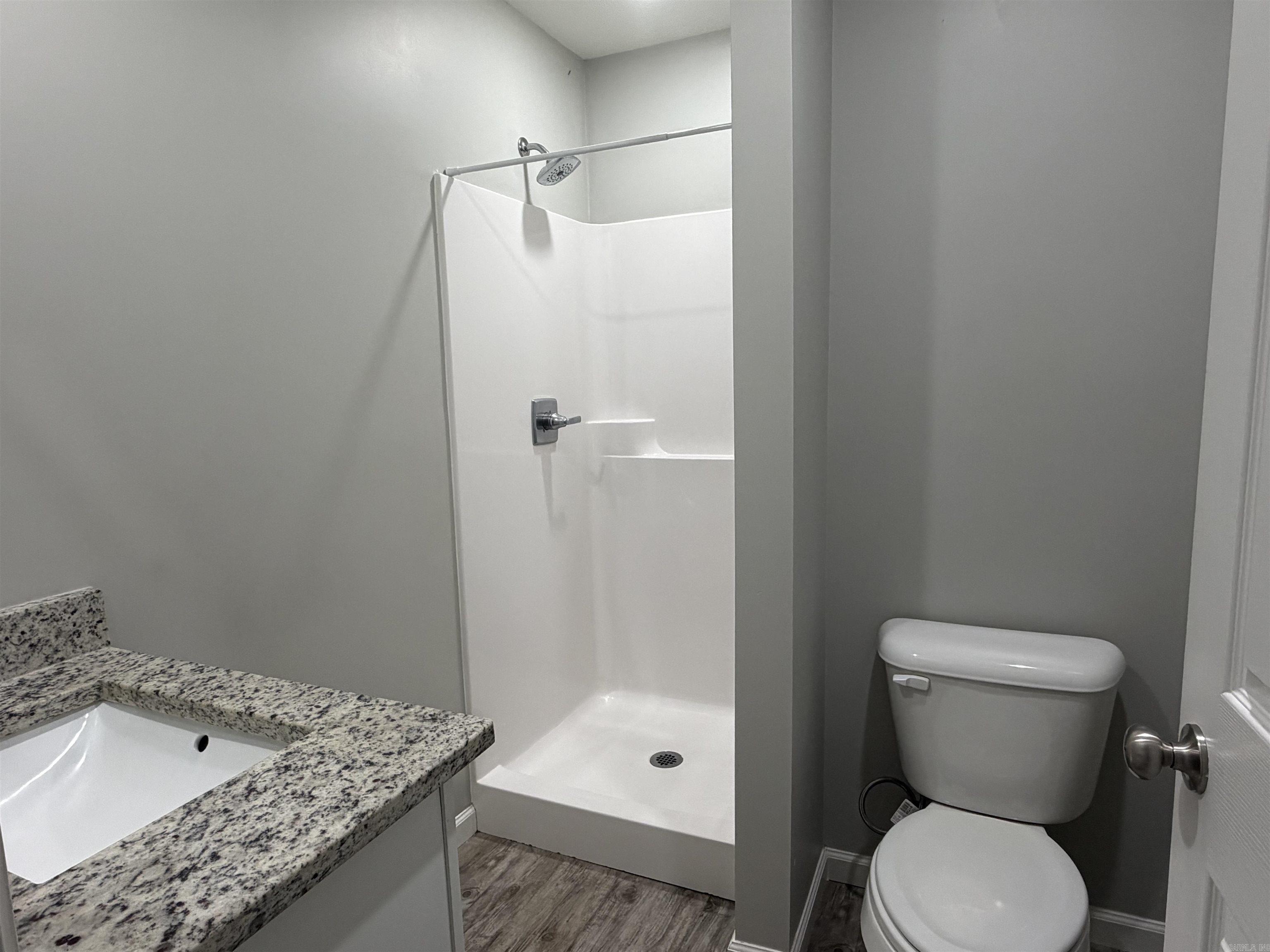 324 Drake Street 2 Property Photo 6