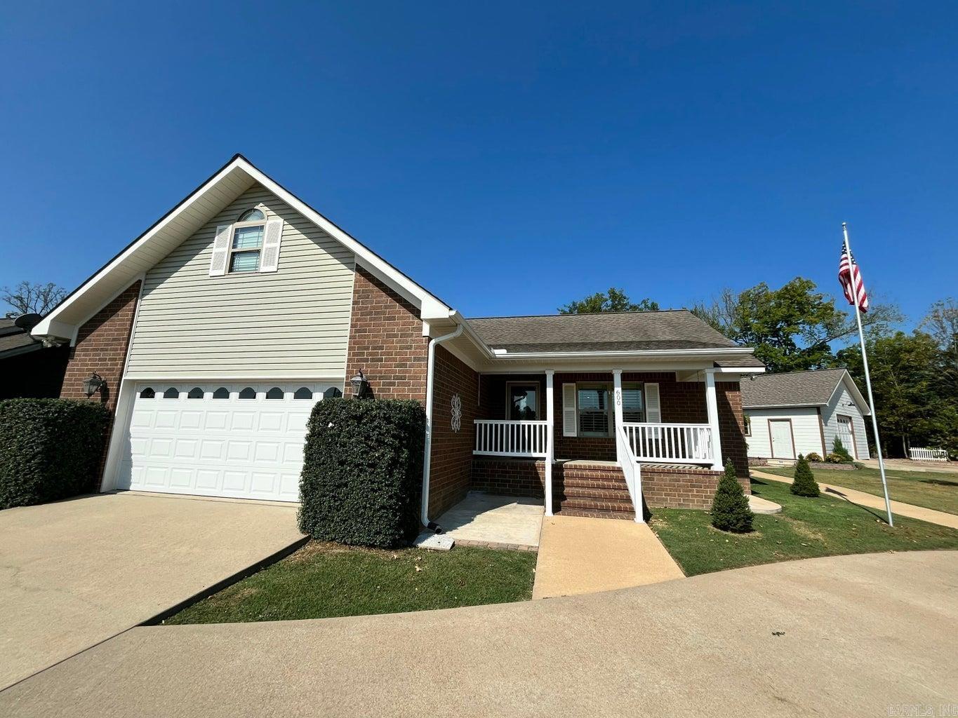 600 N Park Road