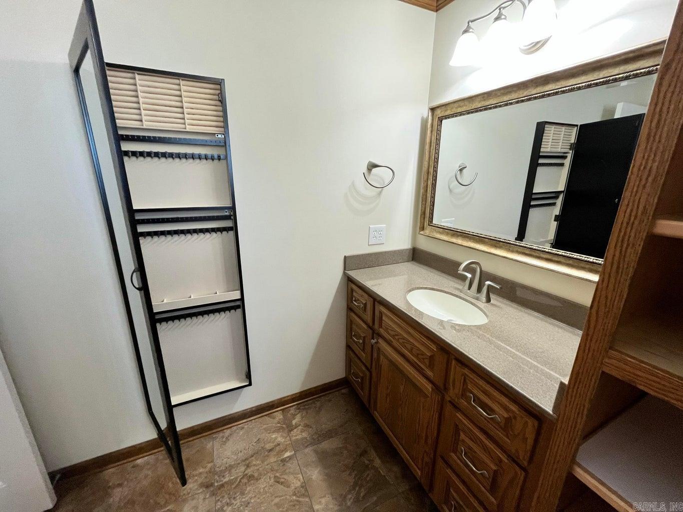 600 N Park Road Property Photo 26