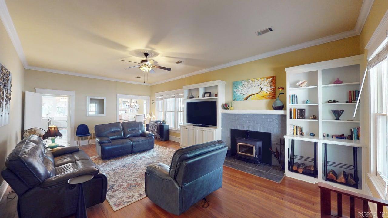 414 Conway Boulevard Property Photo 4