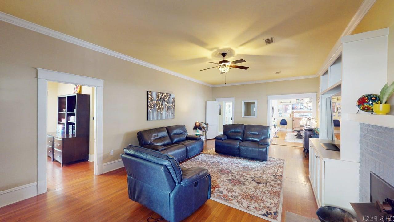 414 Conway Boulevard Property Photo 5
