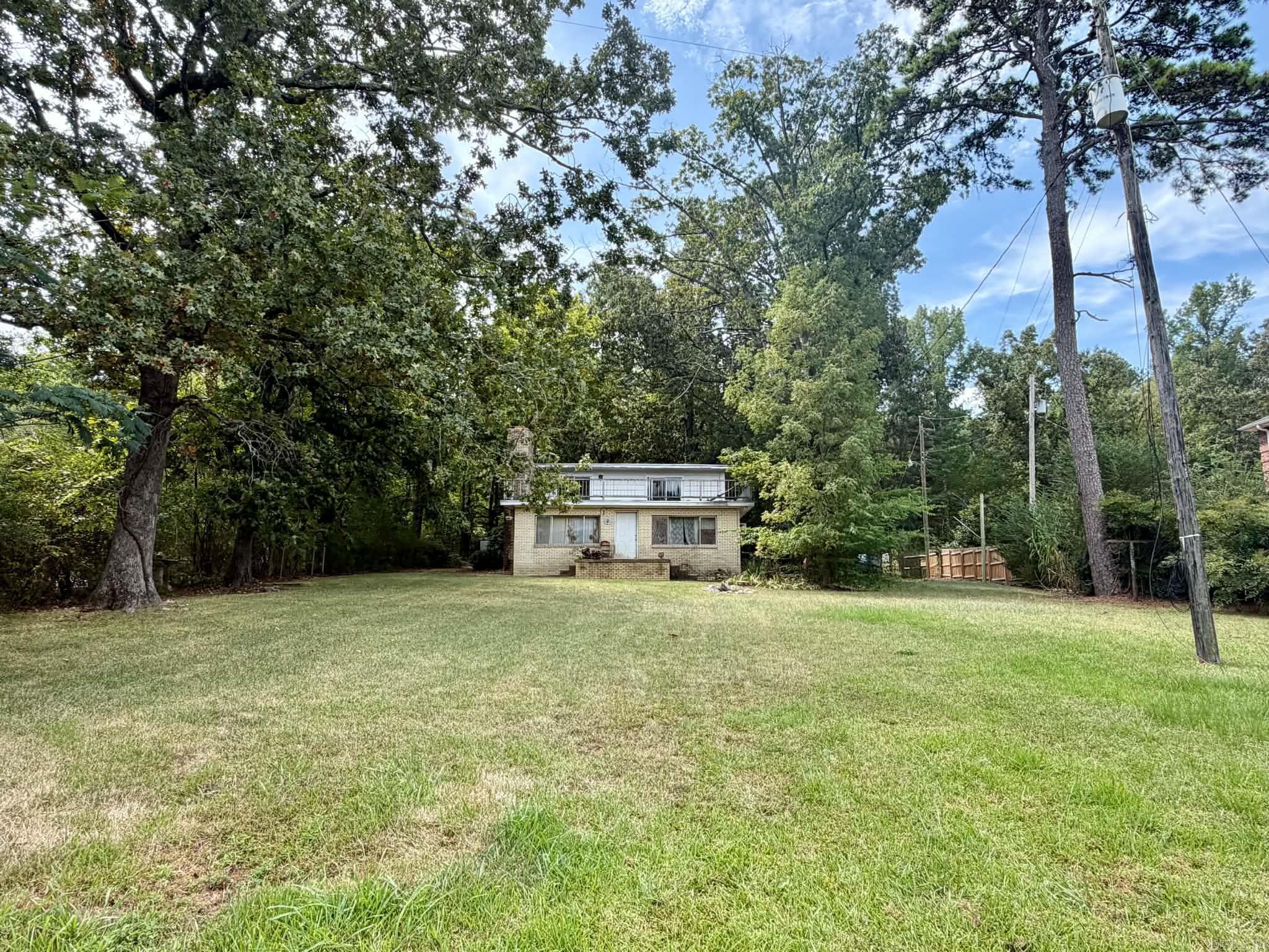 610 Randall Rd Property Photo 6