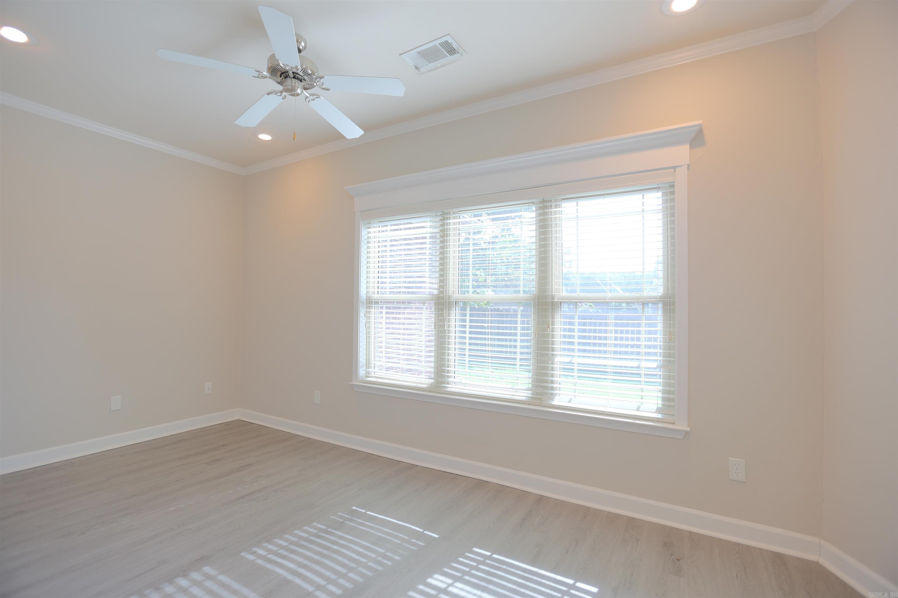 5008 Congressional Property Photo 6