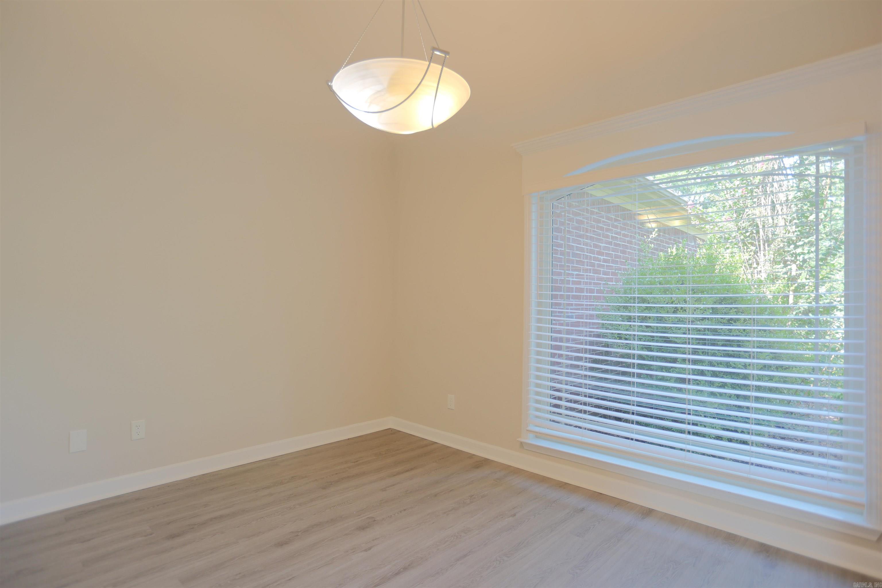 5008 Congressional Property Photo 8
