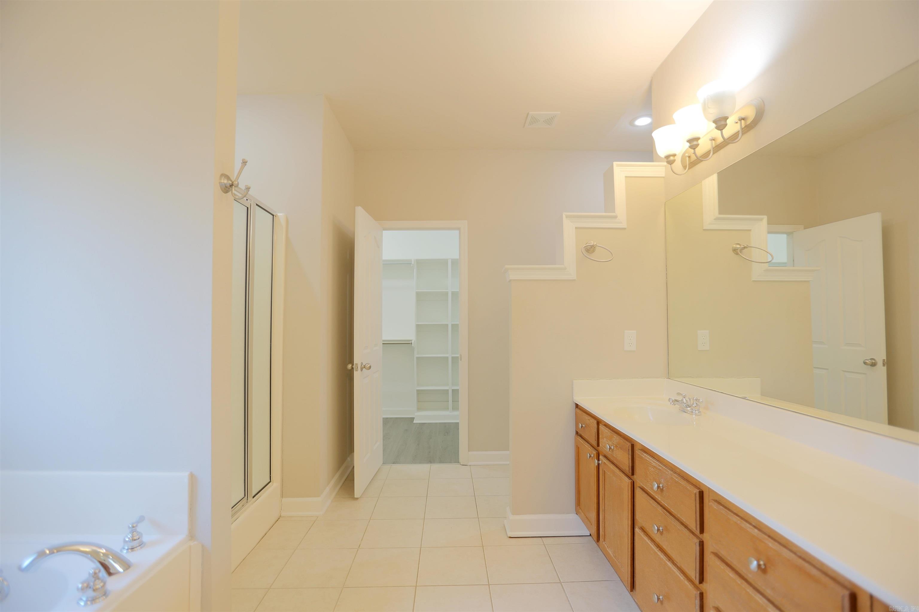 5008 Congressional Property Photo 16