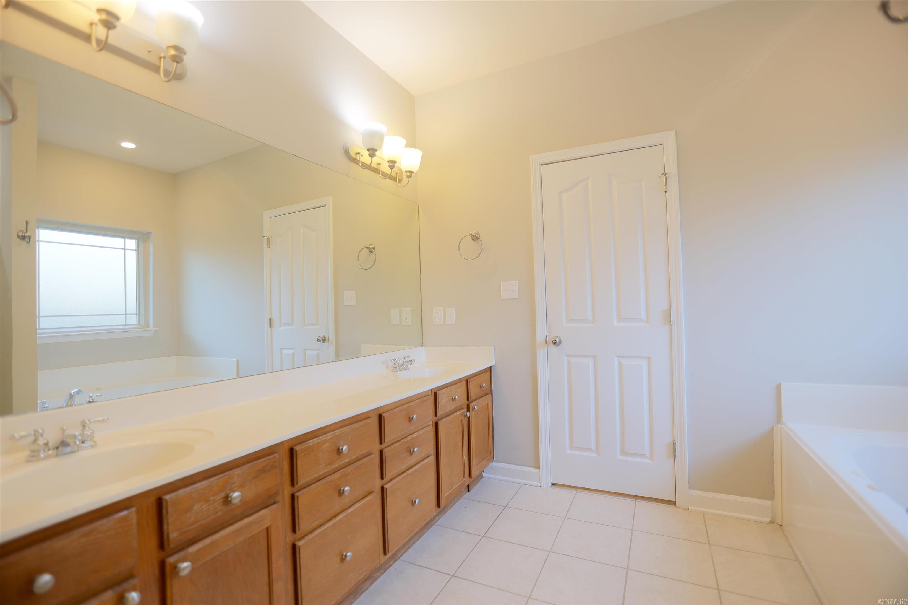 5008 Congressional Property Photo 17