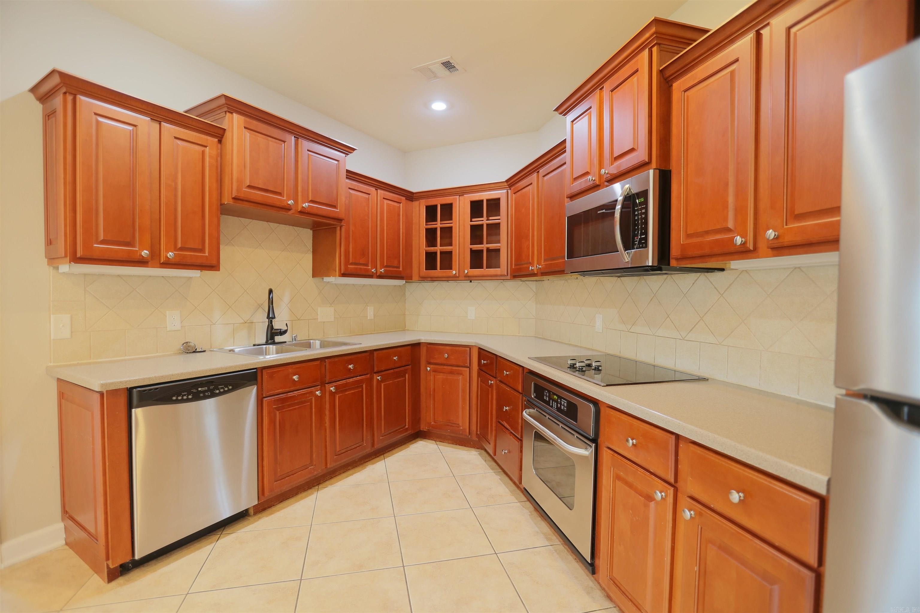 5008 Congressional Property Photo 21
