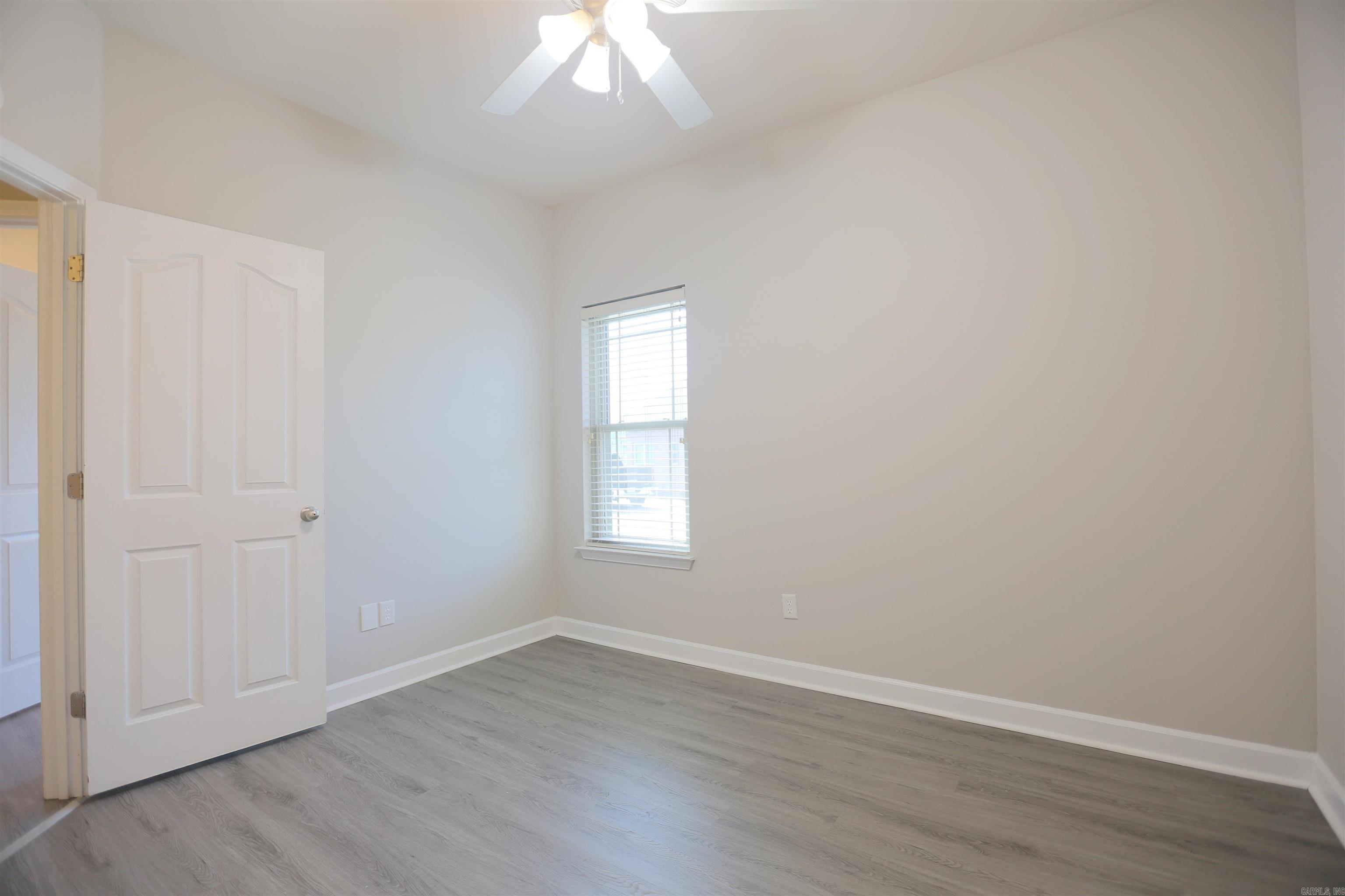 5008 Congressional Property Photo 31
