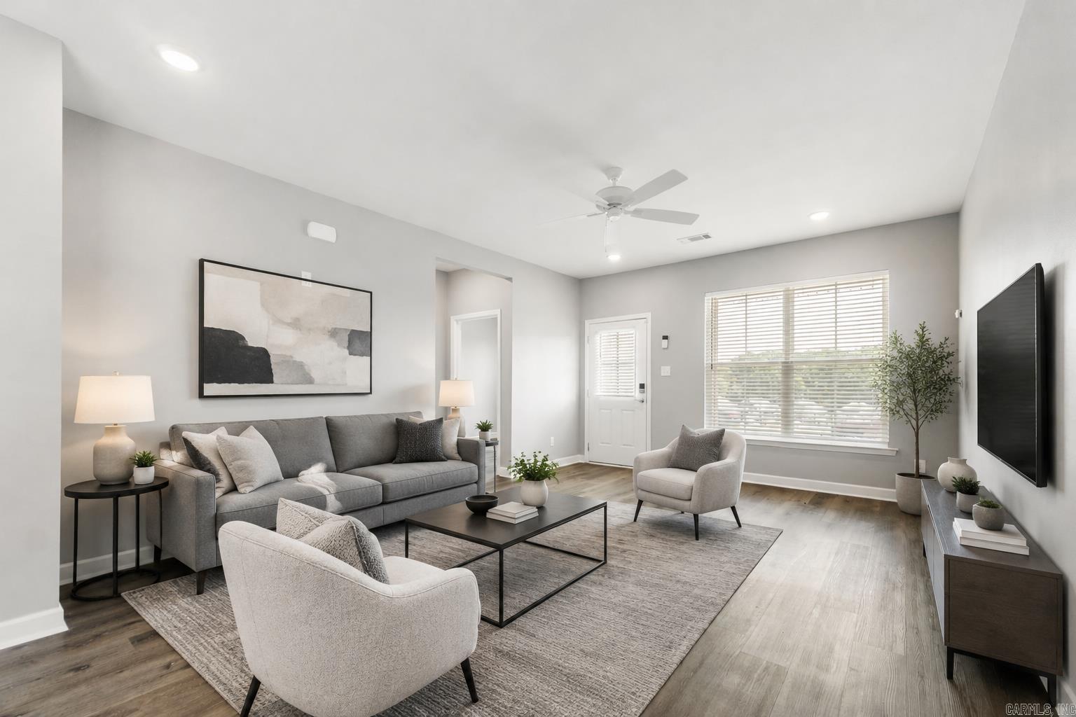 25 Wolfsbridge Loop Property Photo 2