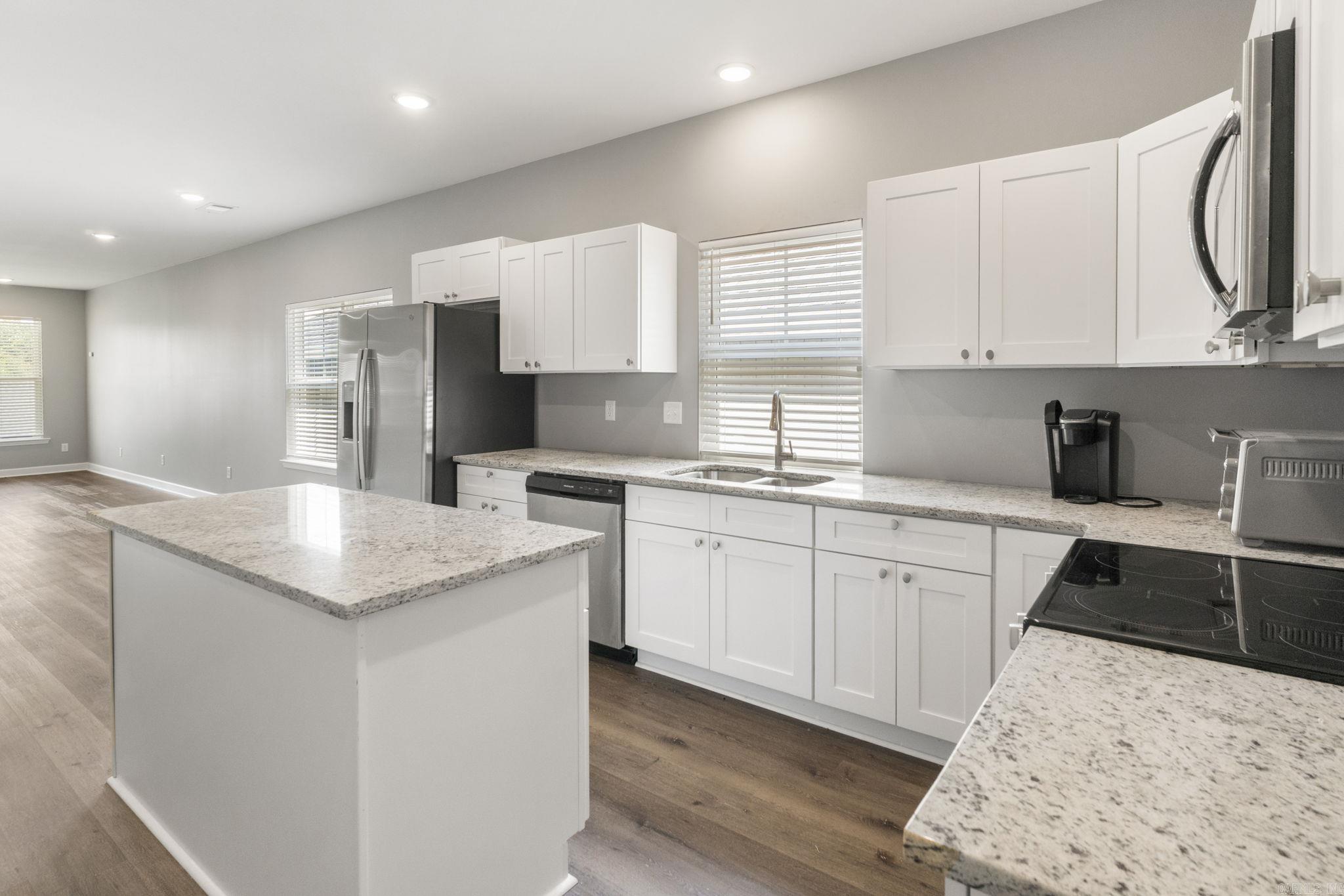 25 Wolfsbridge Loop Property Photo 13