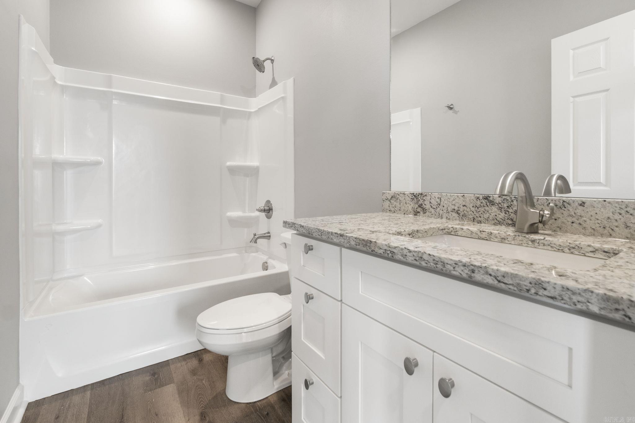 25 Wolfsbridge Loop Property Photo 32