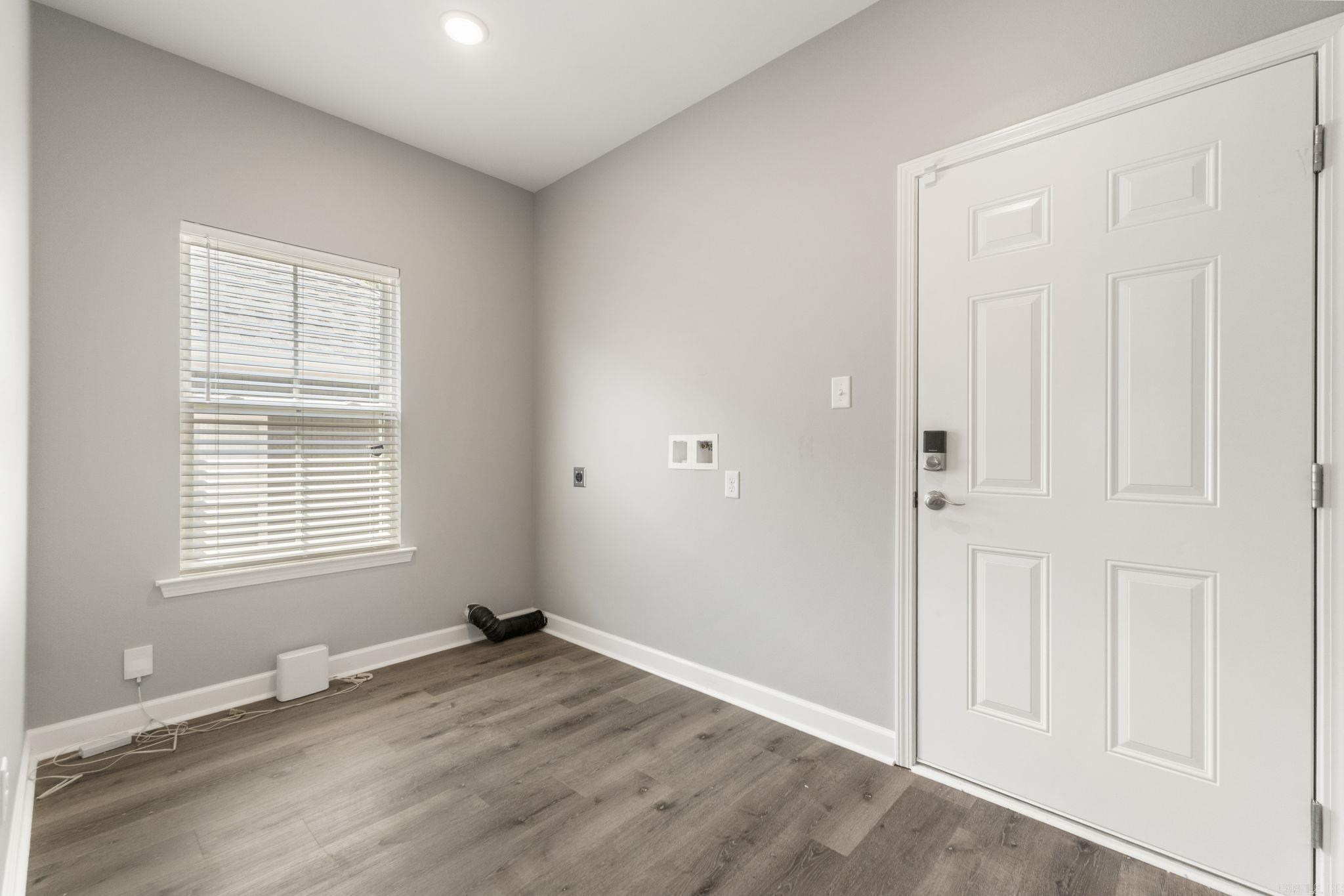 25 Wolfsbridge Loop Property Photo 37