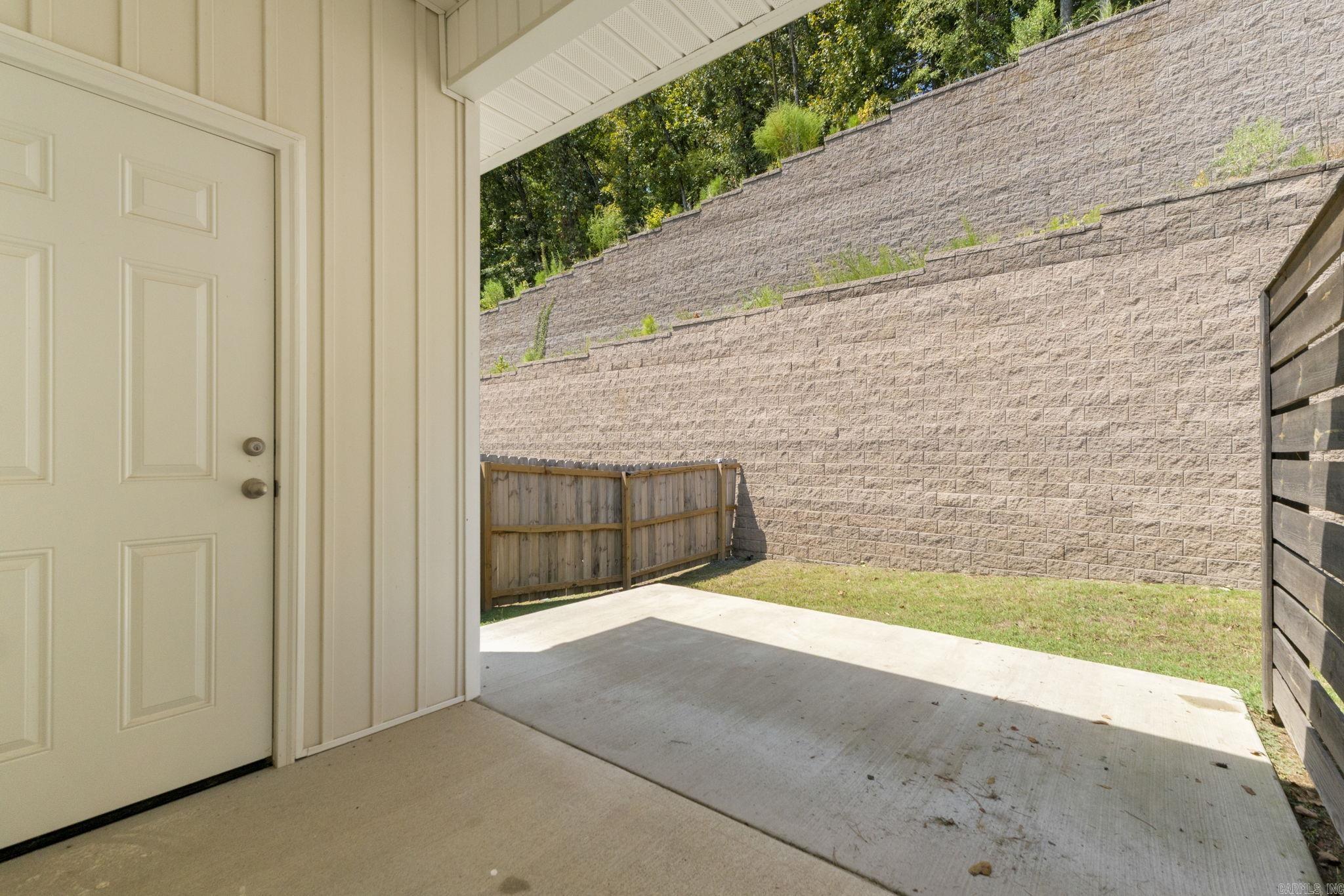 25 Wolfsbridge Loop Property Photo 38