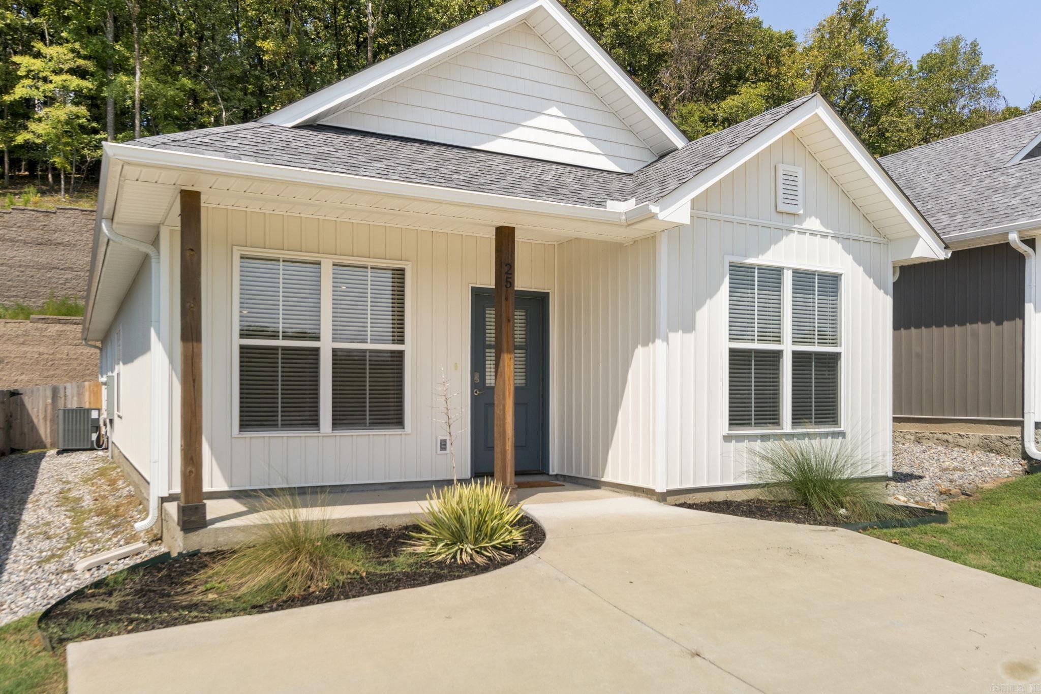 25 Wolfsbridge Loop Property Photo 46