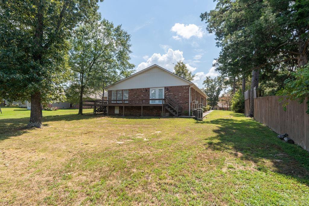 602 Edgewater Cove Property Photo 5