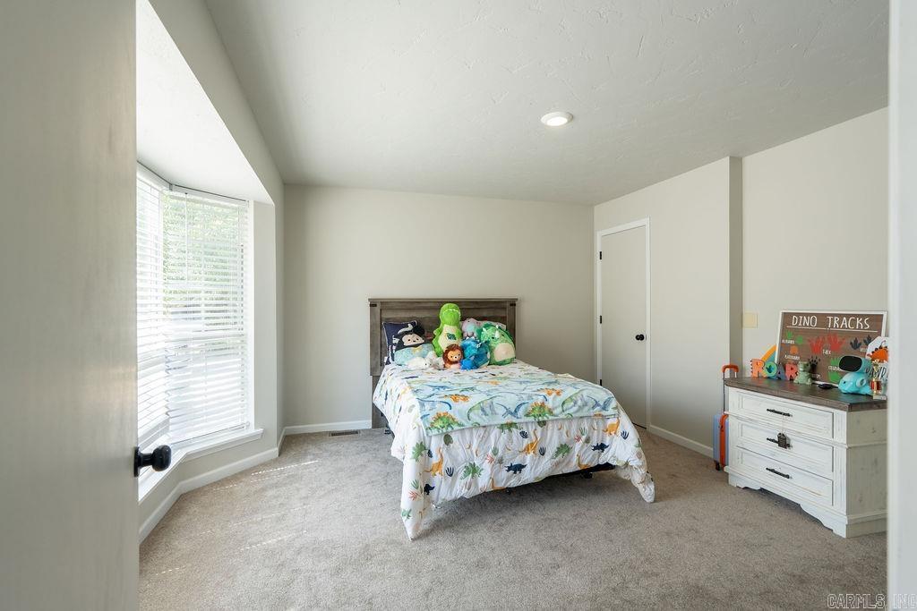 602 Edgewater Cove Property Photo 27