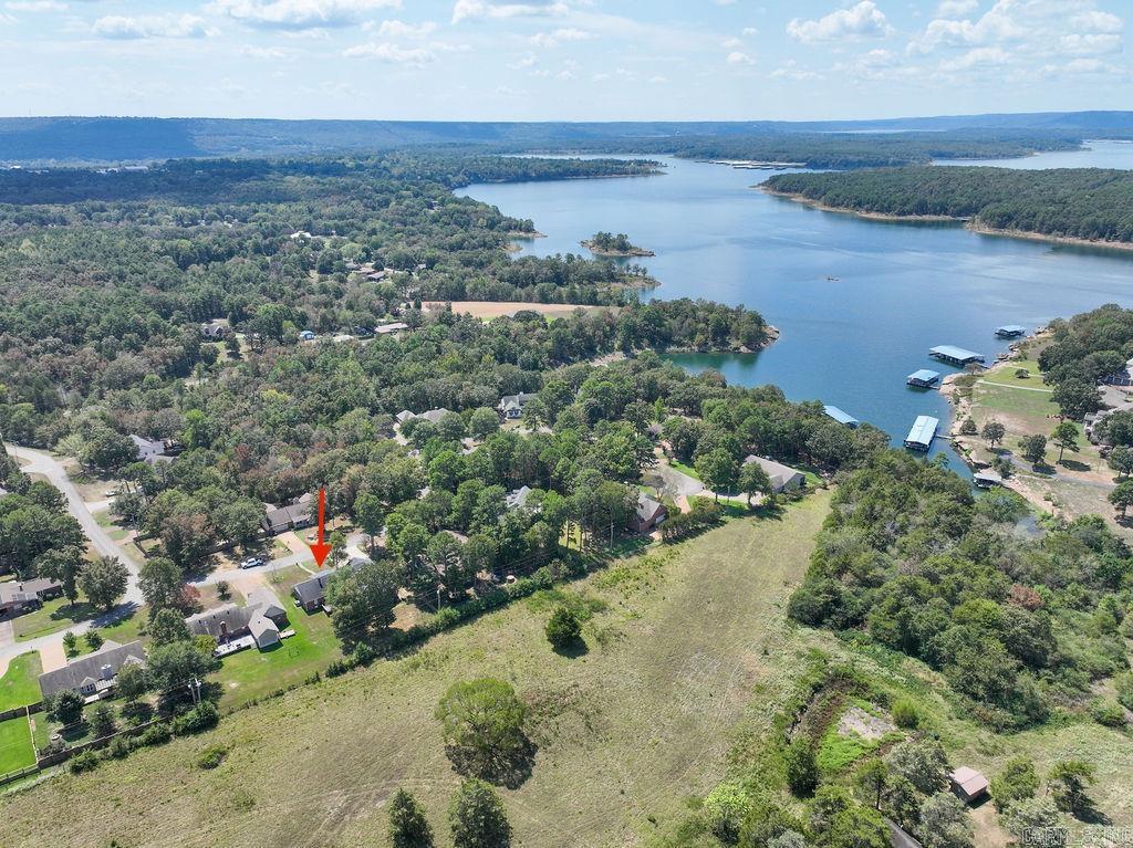 602 Edgewater Cove Property Photo 45