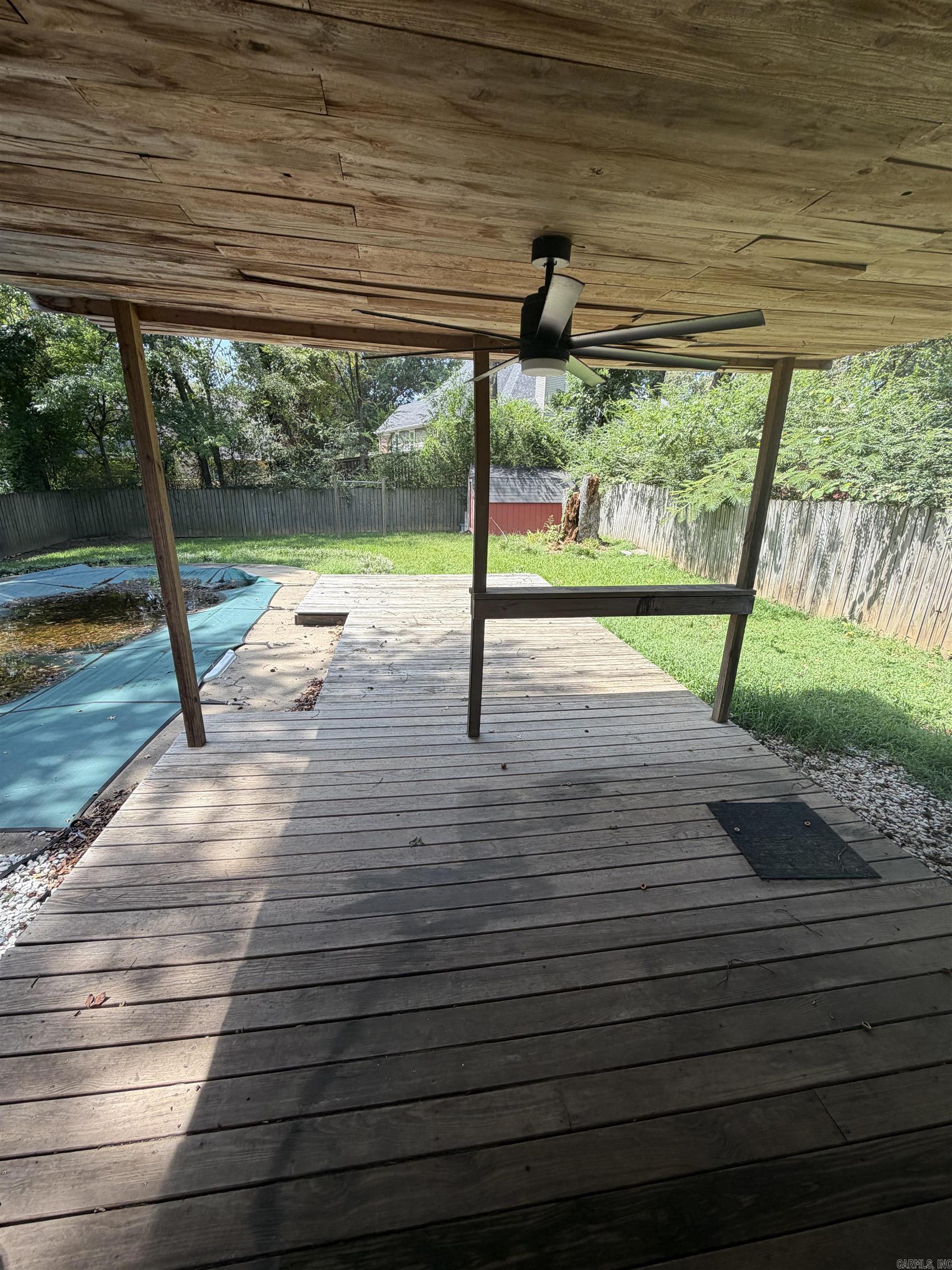 8013 Oakridge Drive Property Photo 11