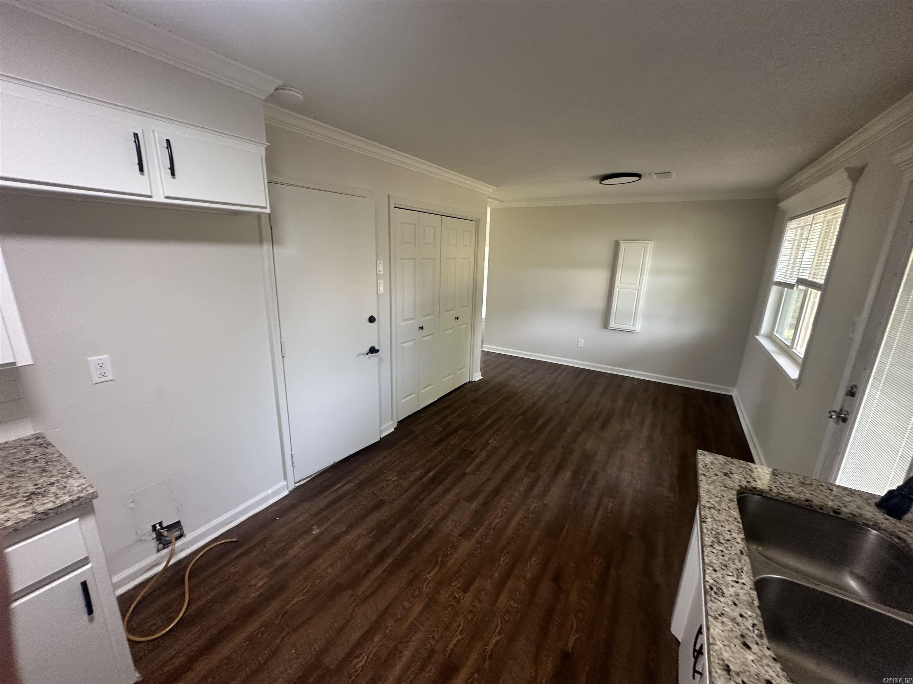 602 Sw Second Street Property Photo 6