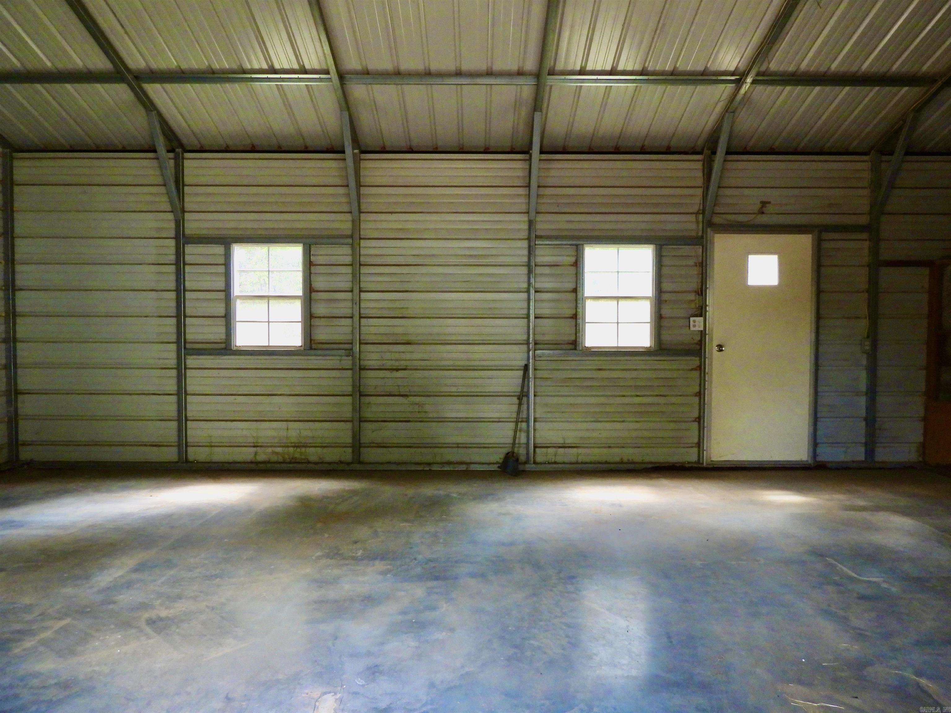 2372 Highway 289 N Property Photo 34