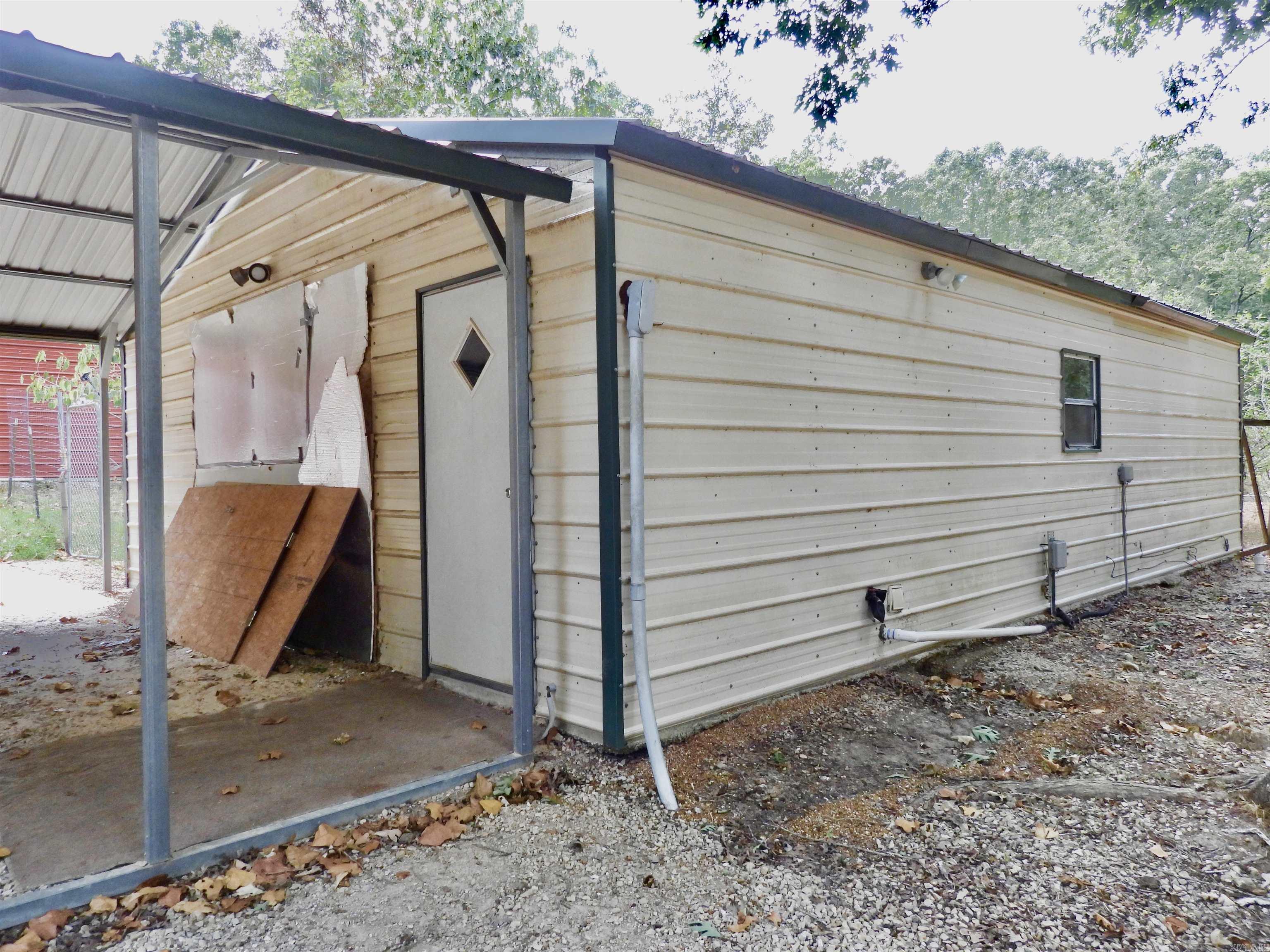 2372 Highway 289 N Property Photo 38