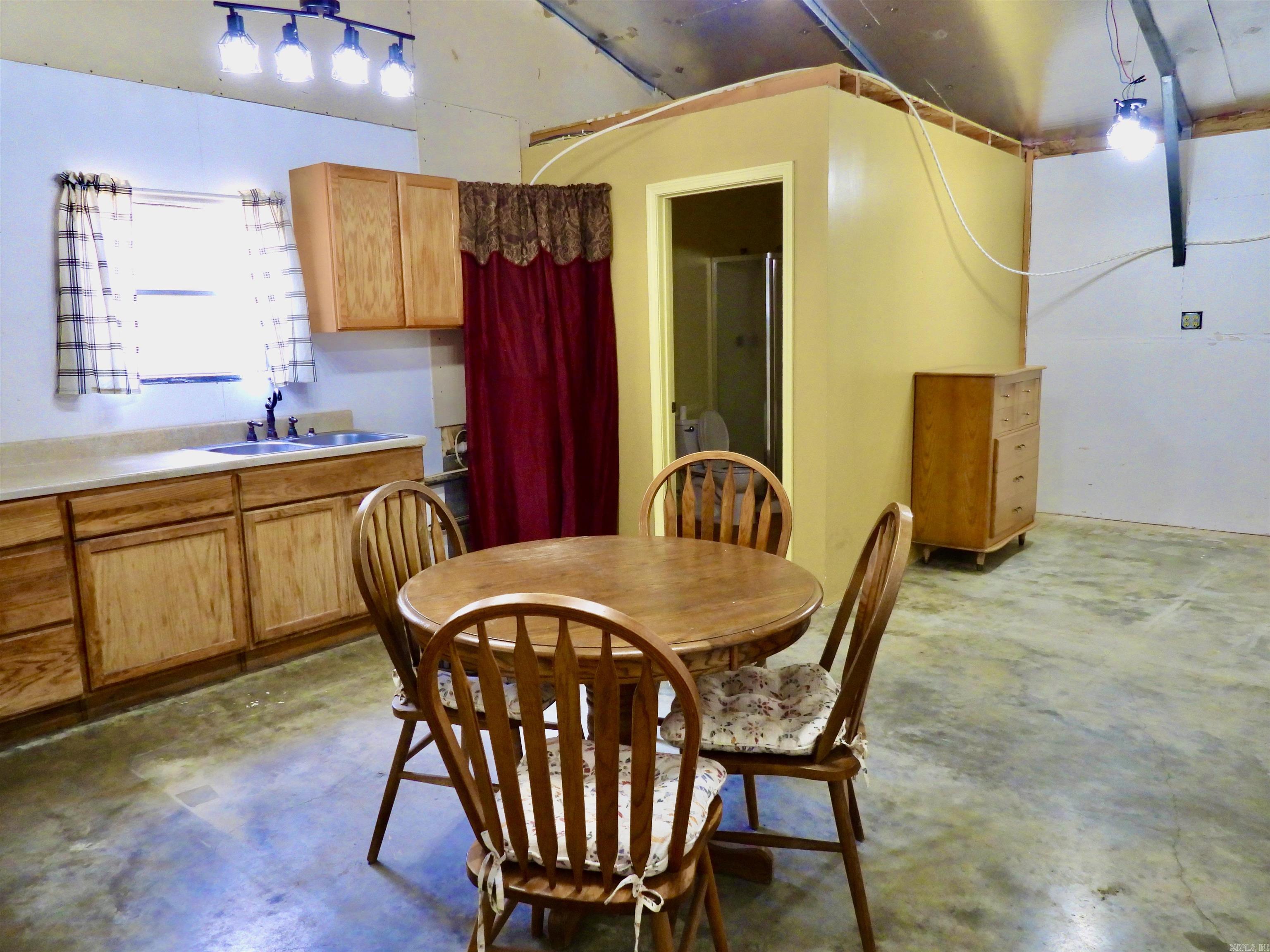 2372 Highway 289 N Property Photo 42