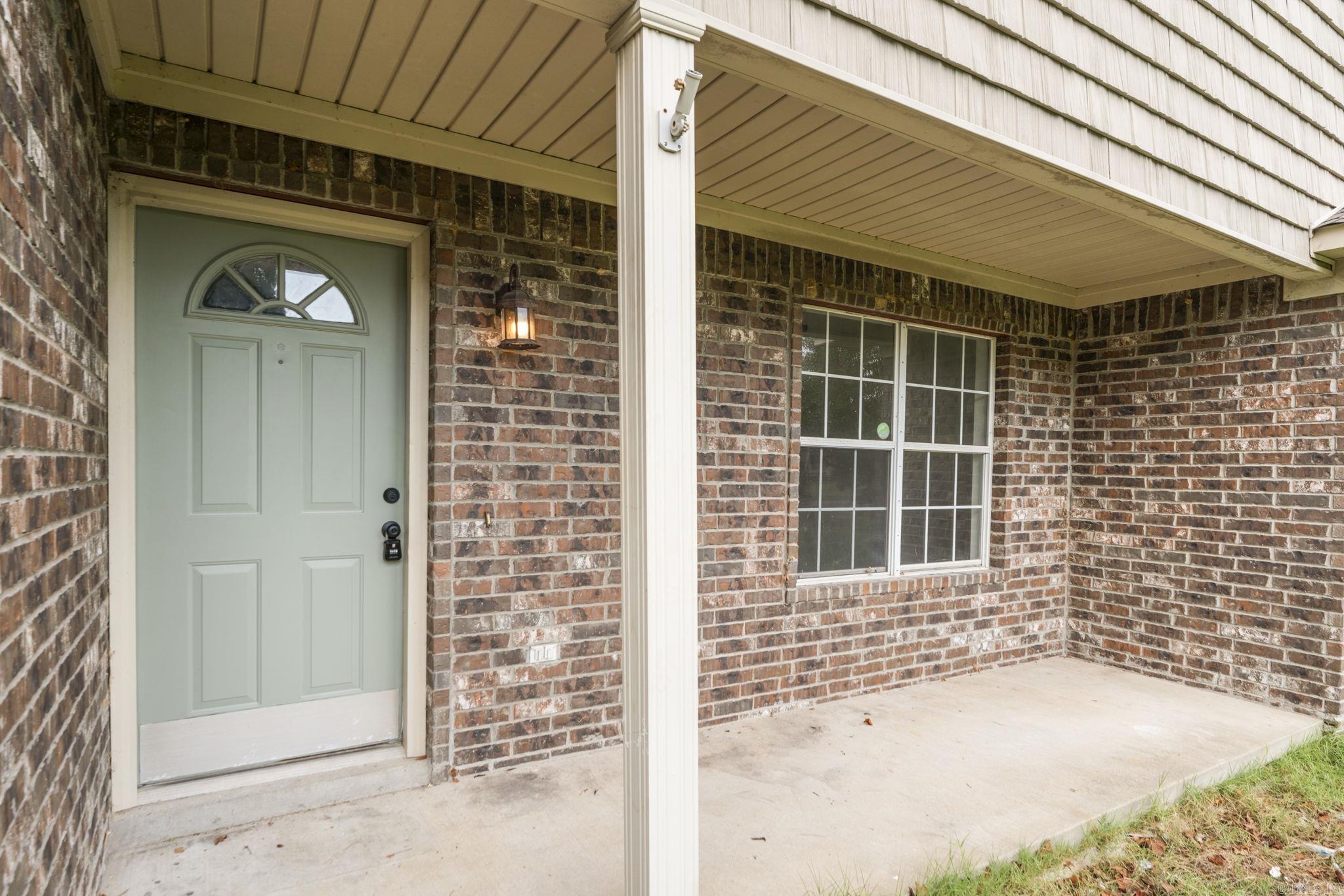 12 Red Oak Drive Property Photo 4