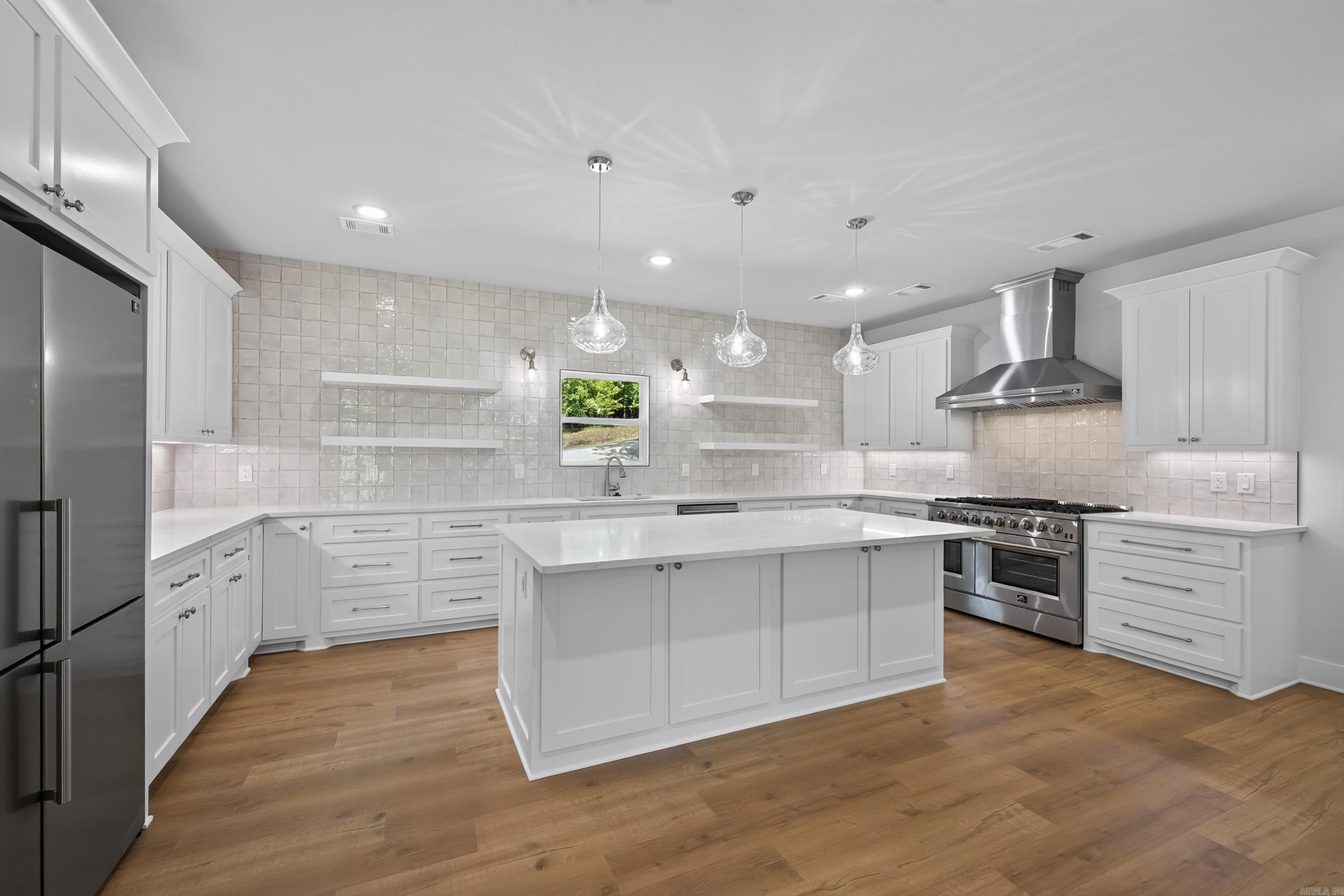 13 Juego Way Property Photo 15