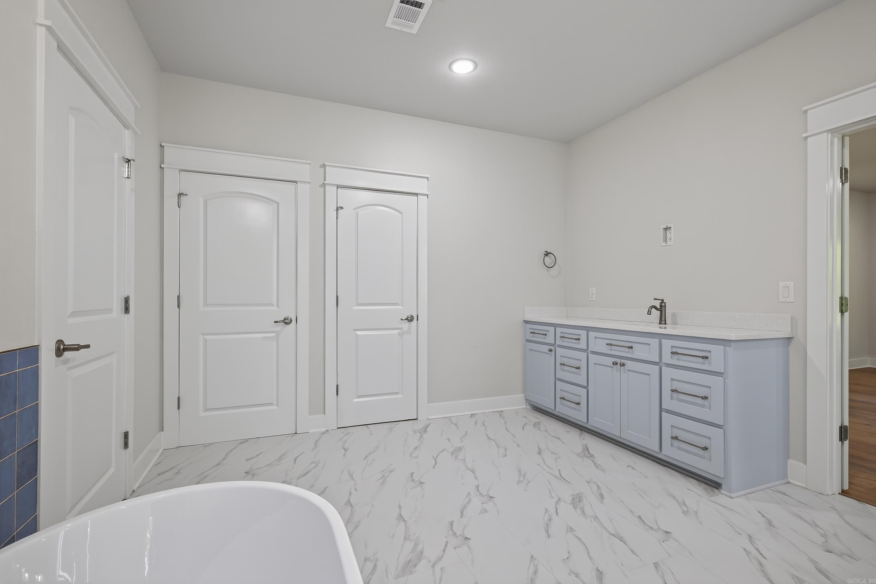 13 Juego Way Property Photo 34