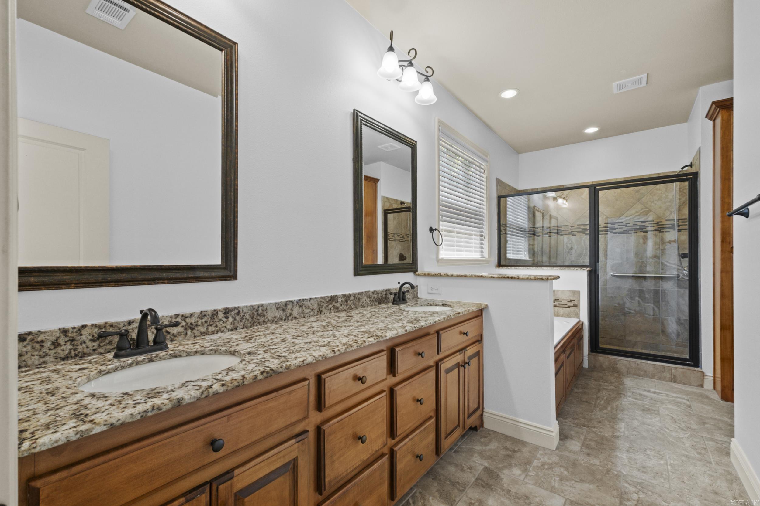 305 Prospect Park Loop Property Photo 21