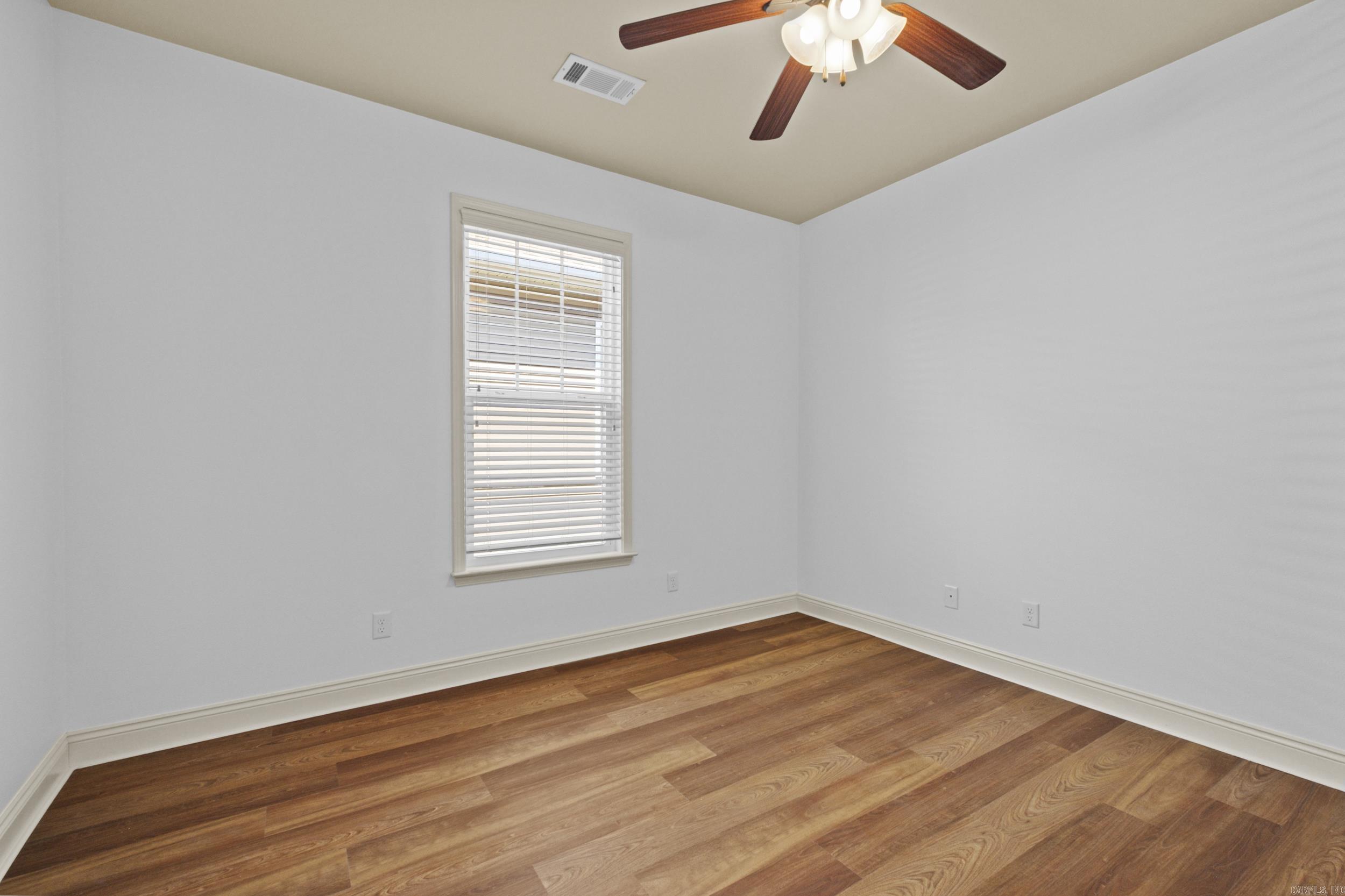 305 Prospect Park Loop Property Photo 23