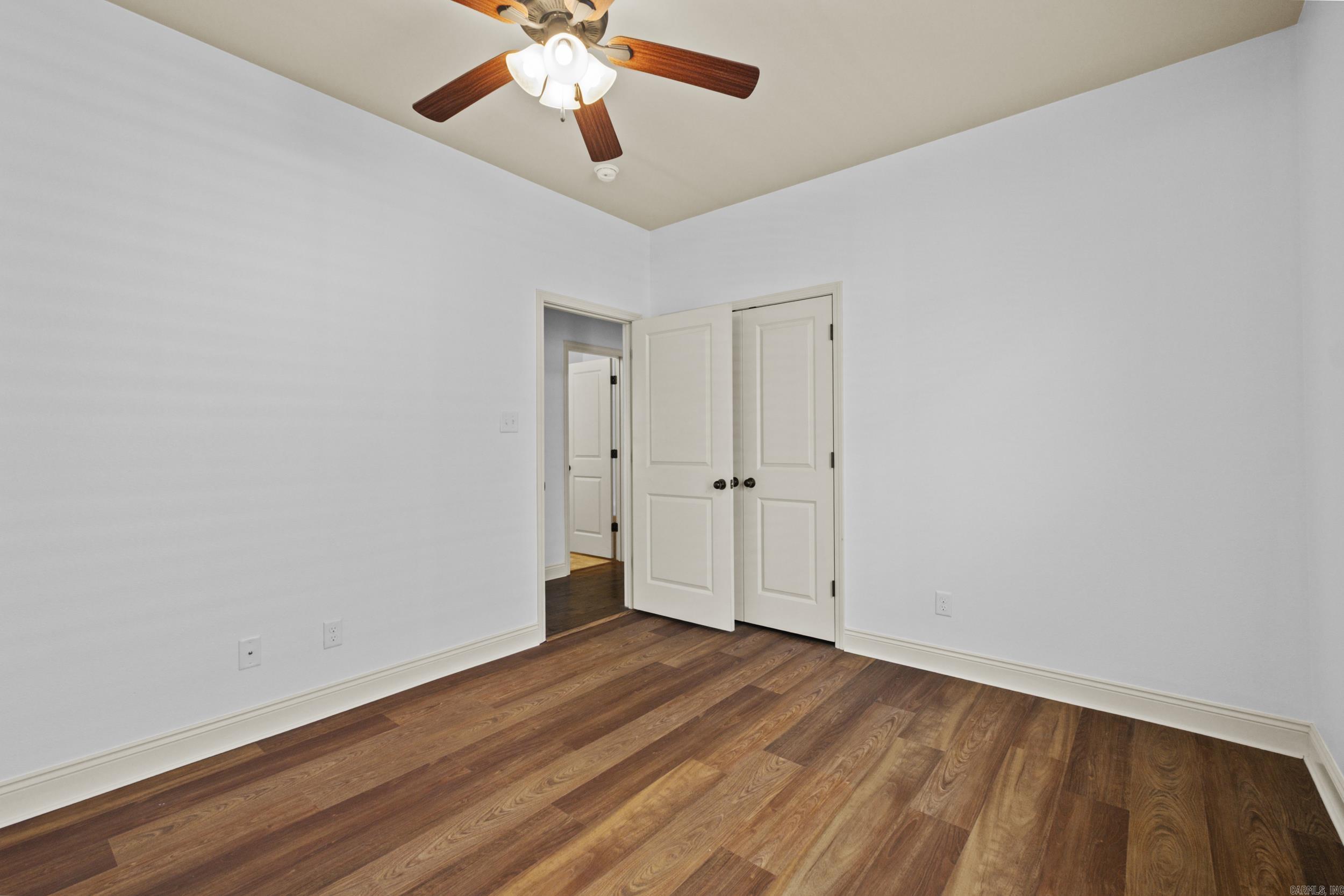 305 Prospect Park Loop Property Photo 24