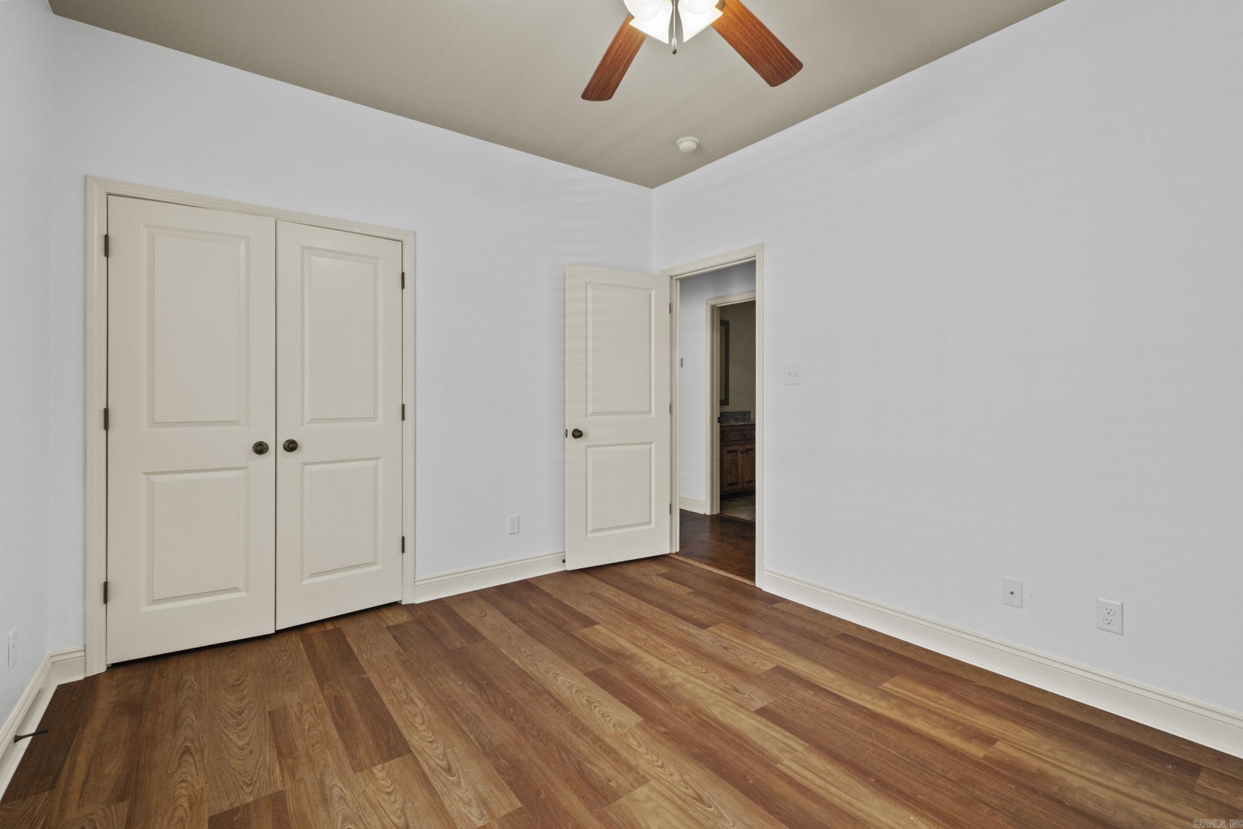 305 Prospect Park Loop Property Photo 27