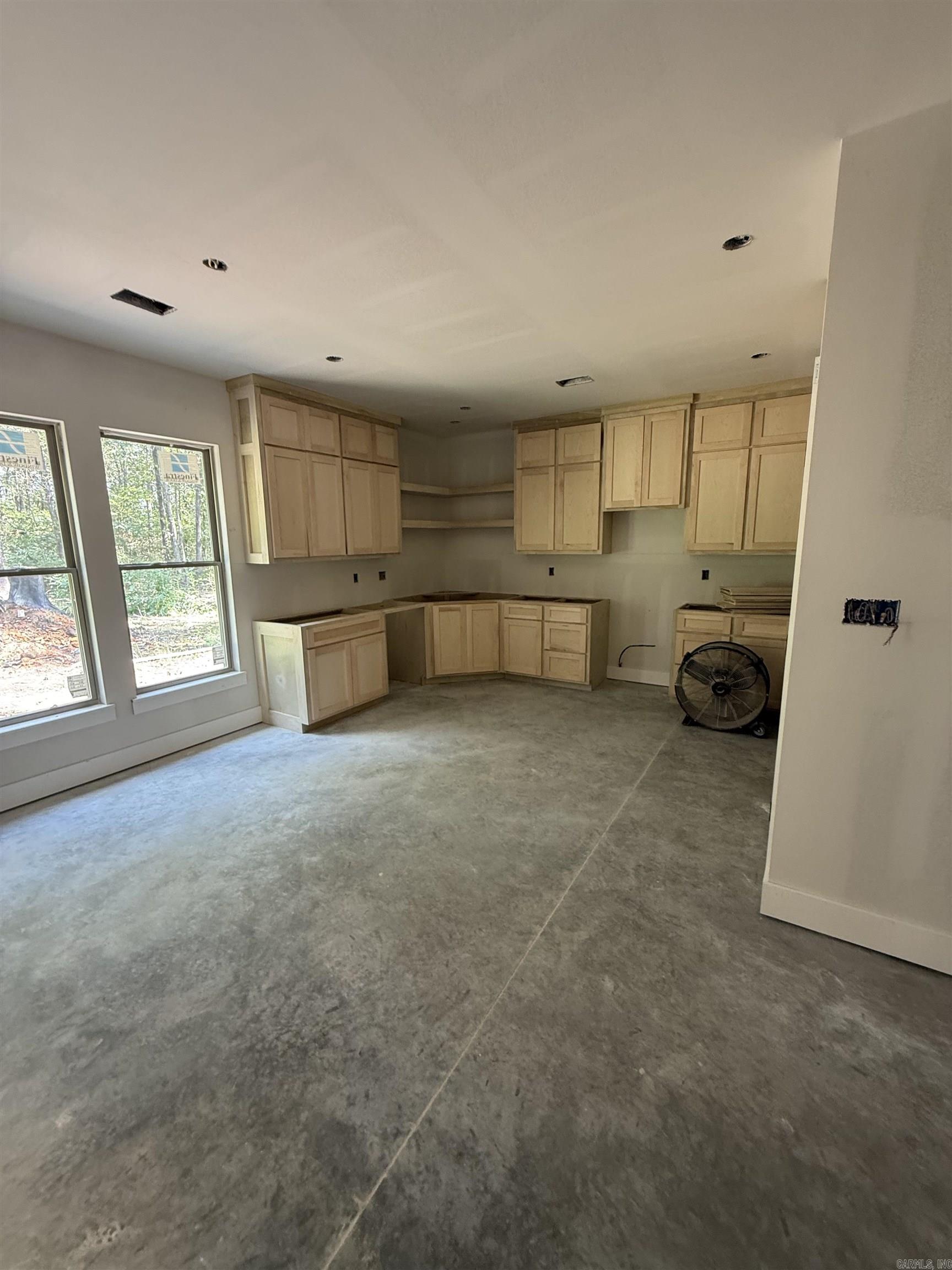 1019 Black Oak Trail Property Photo 2