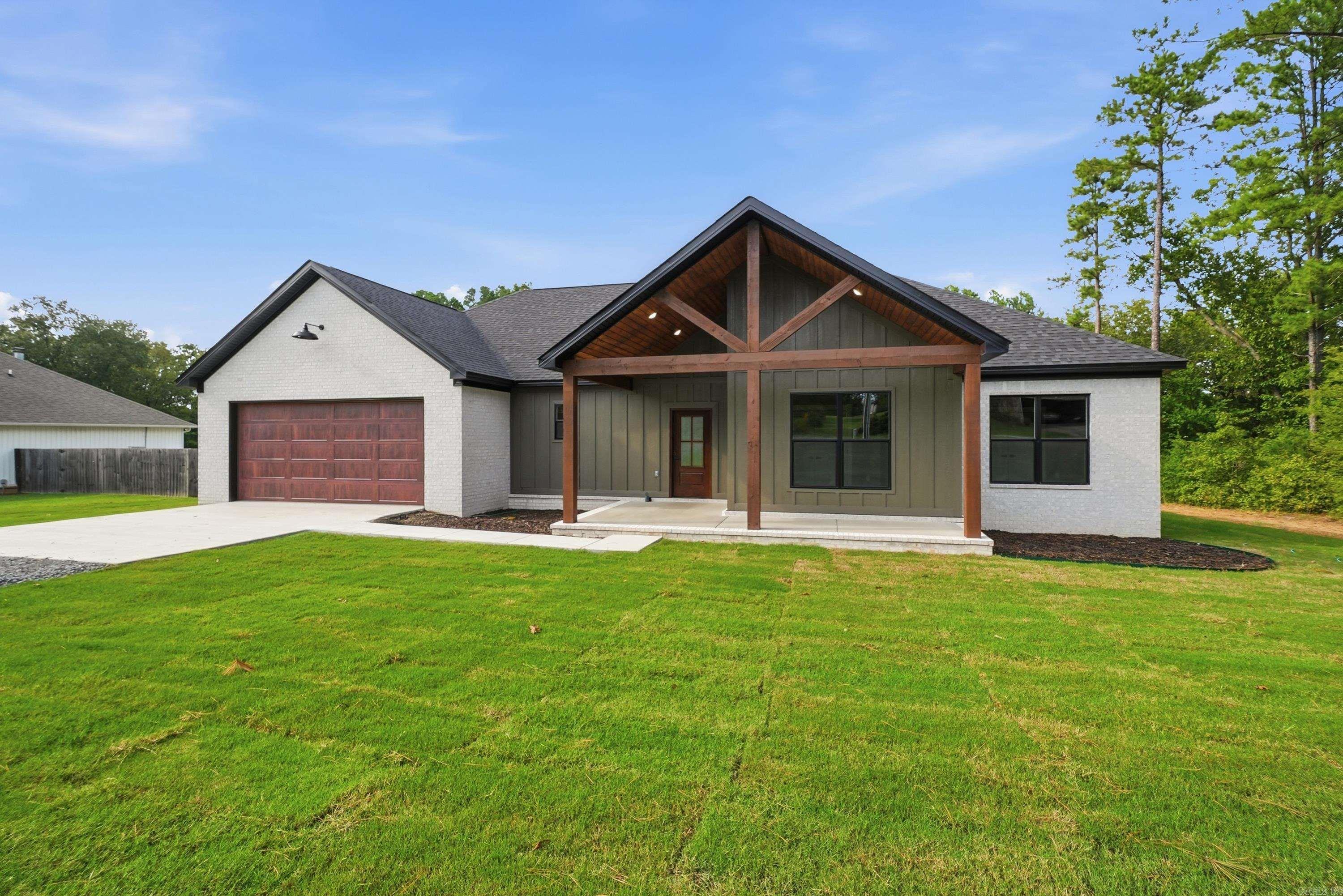 8 Forsythia Lane Property Photo 2