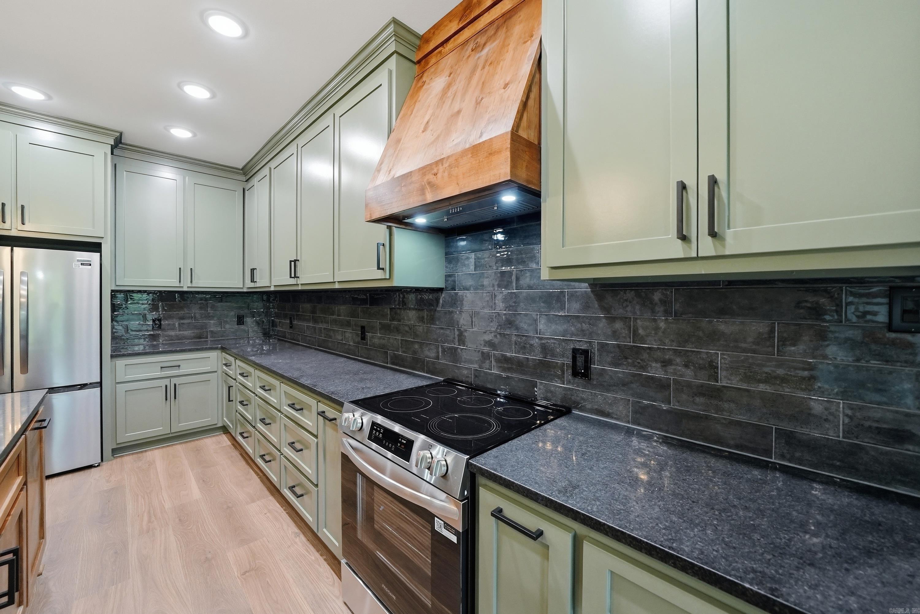 8 Forsythia Lane Property Photo 16