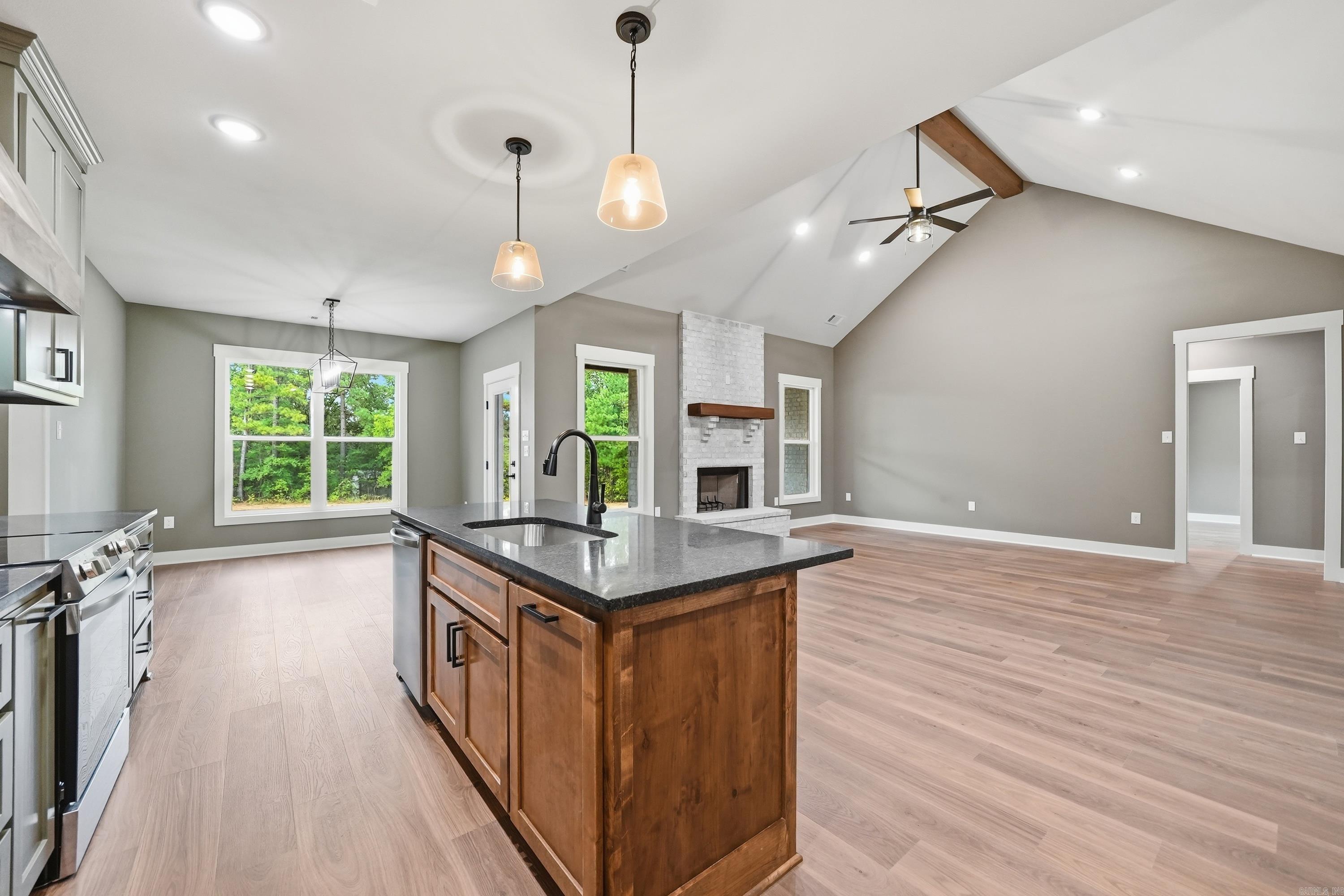 8 Forsythia Lane Property Photo 18