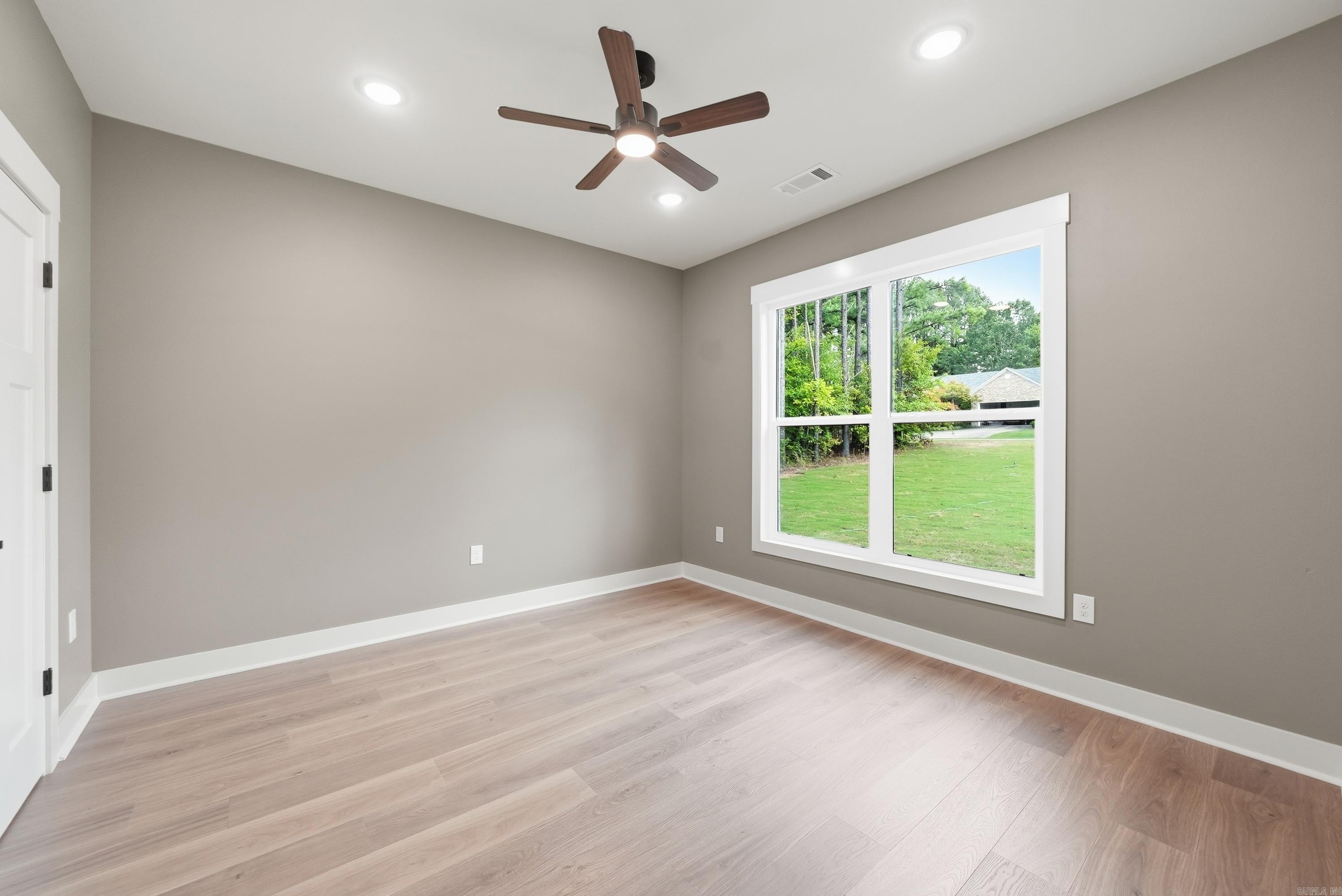 8 Forsythia Lane Property Photo 38