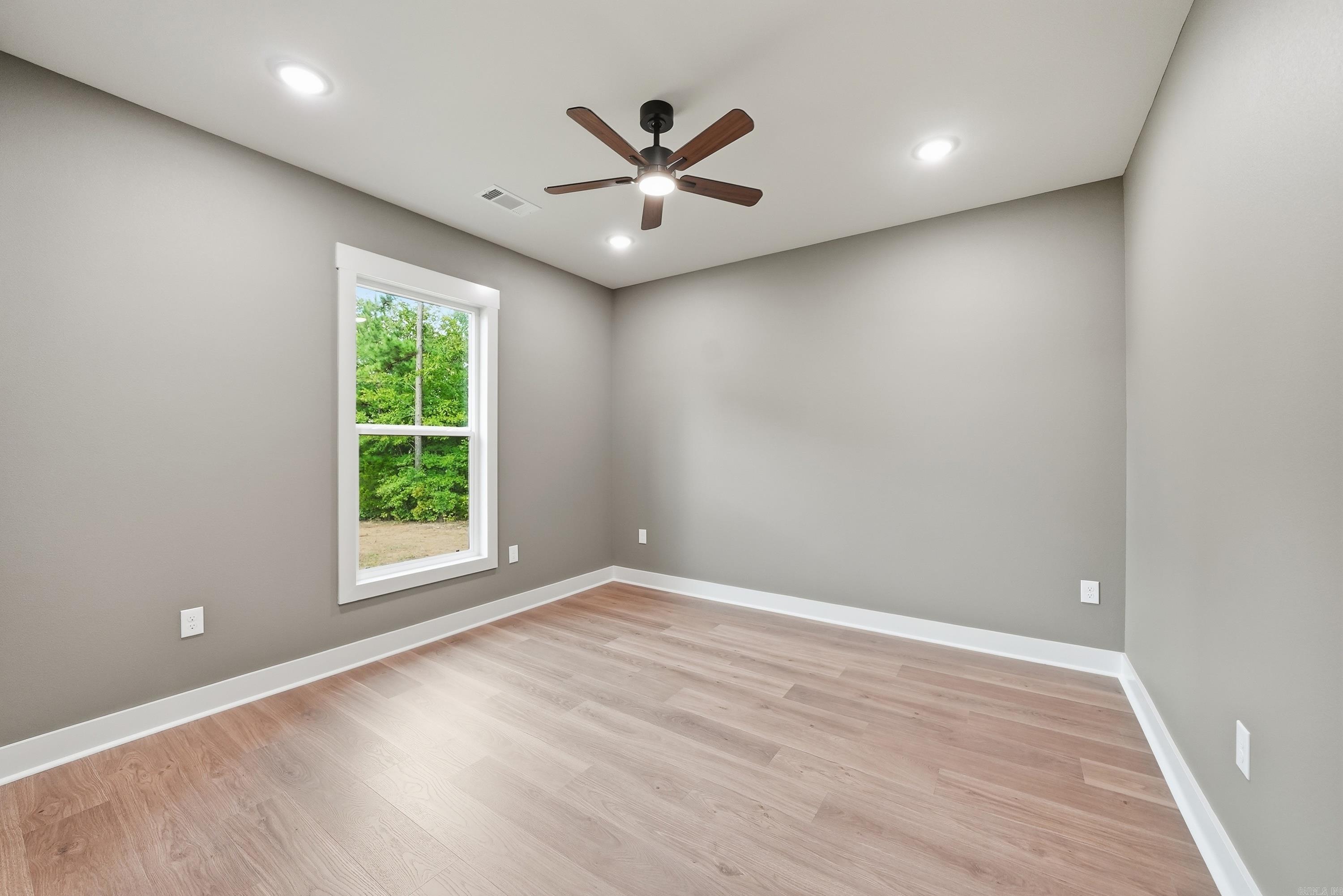 8 Forsythia Lane Property Photo 40