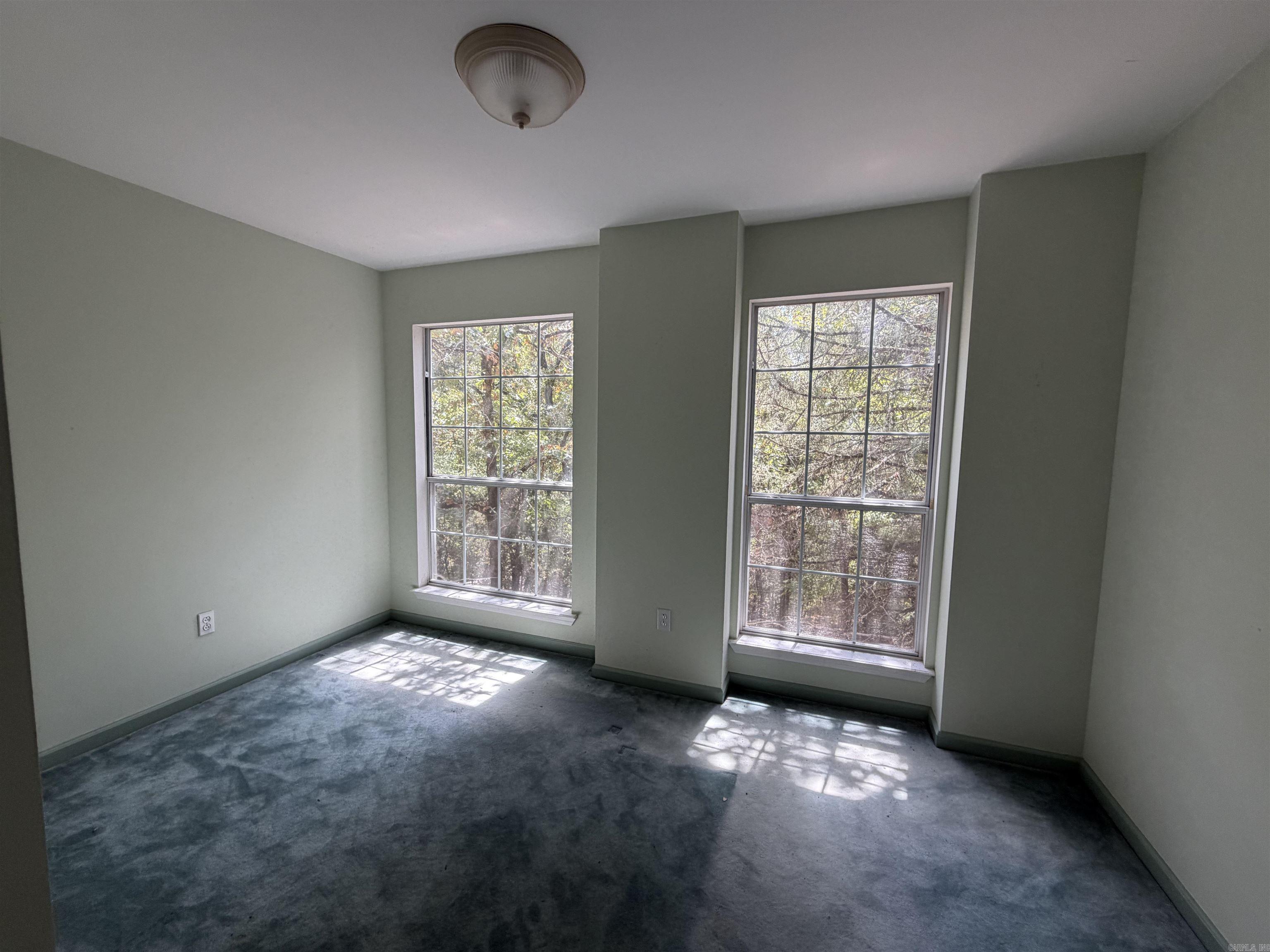 104 W Lewisburg Road Property Photo 15