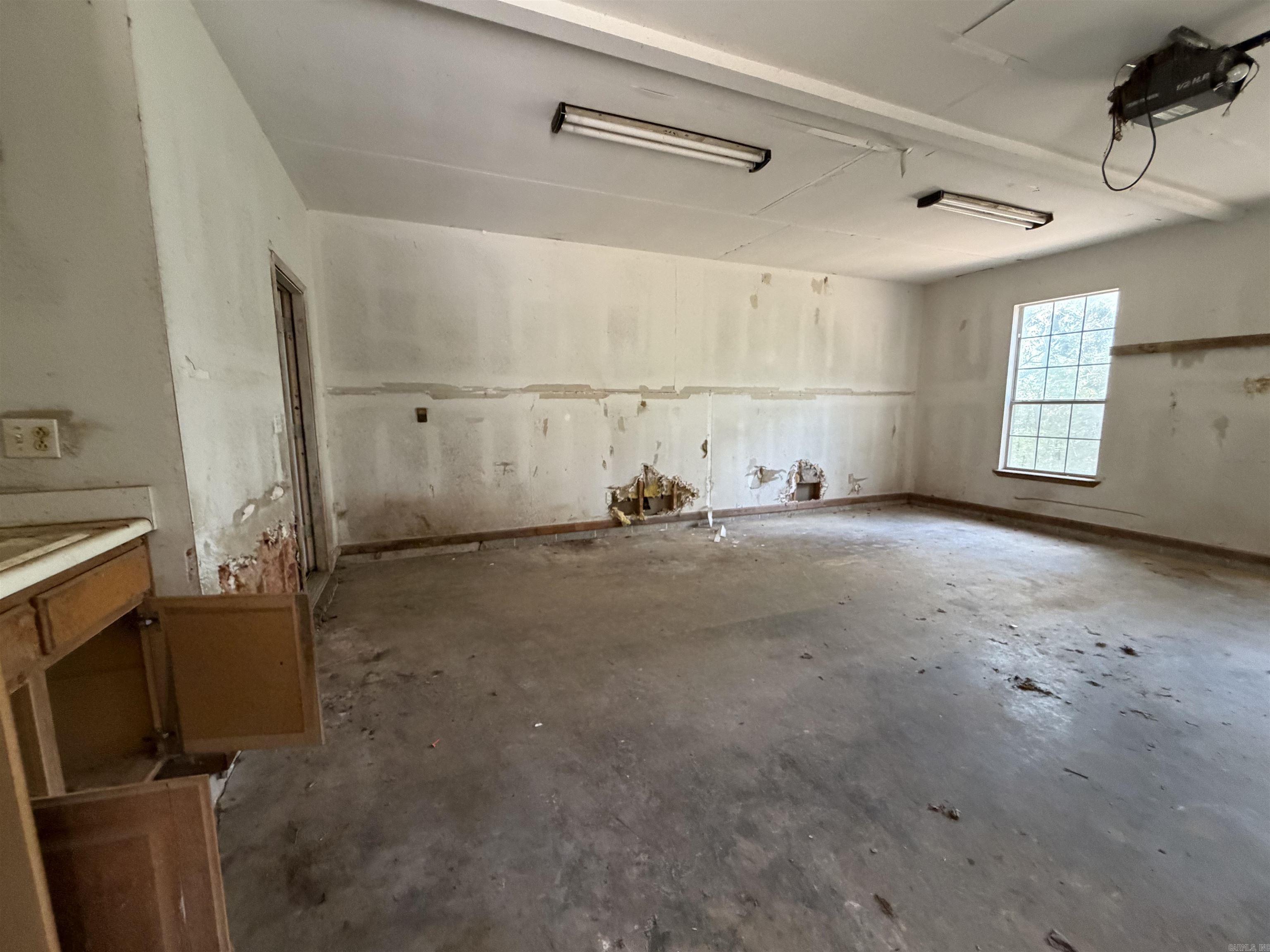 104 W Lewisburg Road Property Photo 22