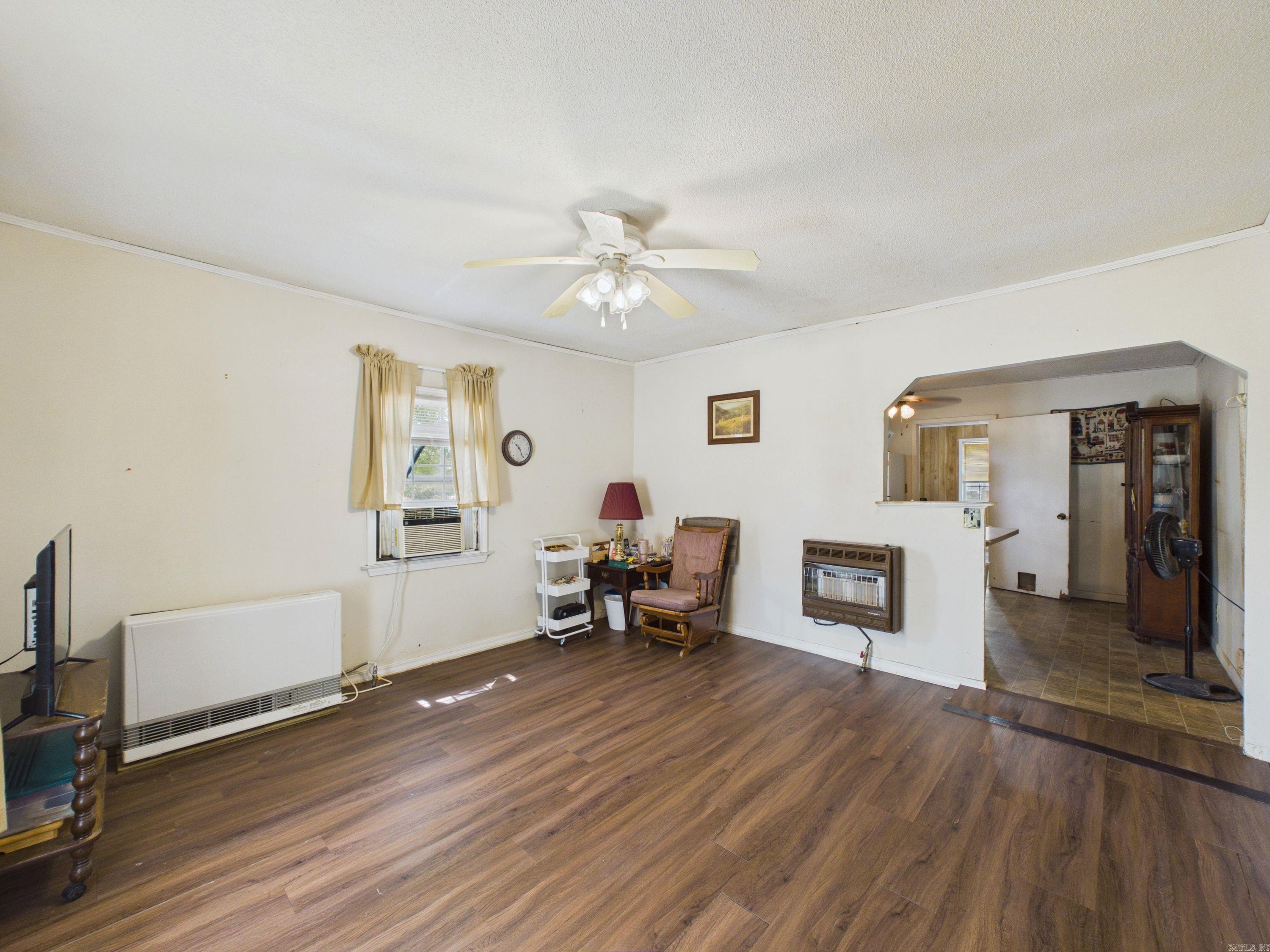 1142 15th Street Property Photo 8
