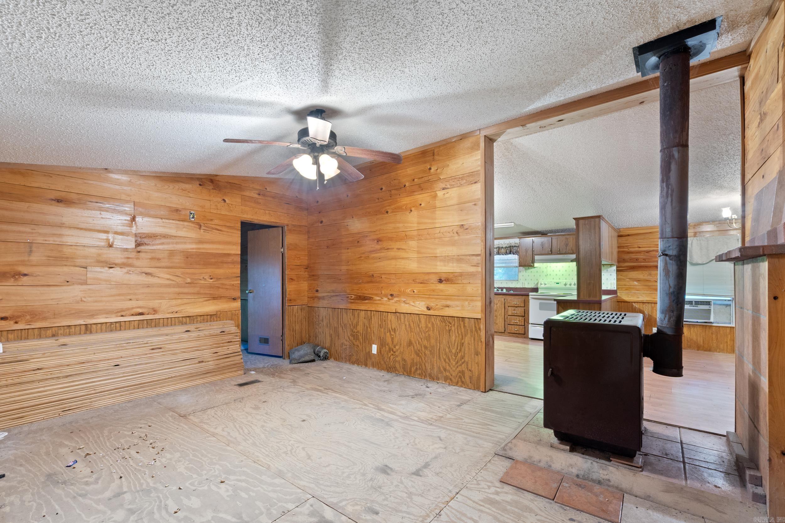 401 S Fourth Street Property Photo 14