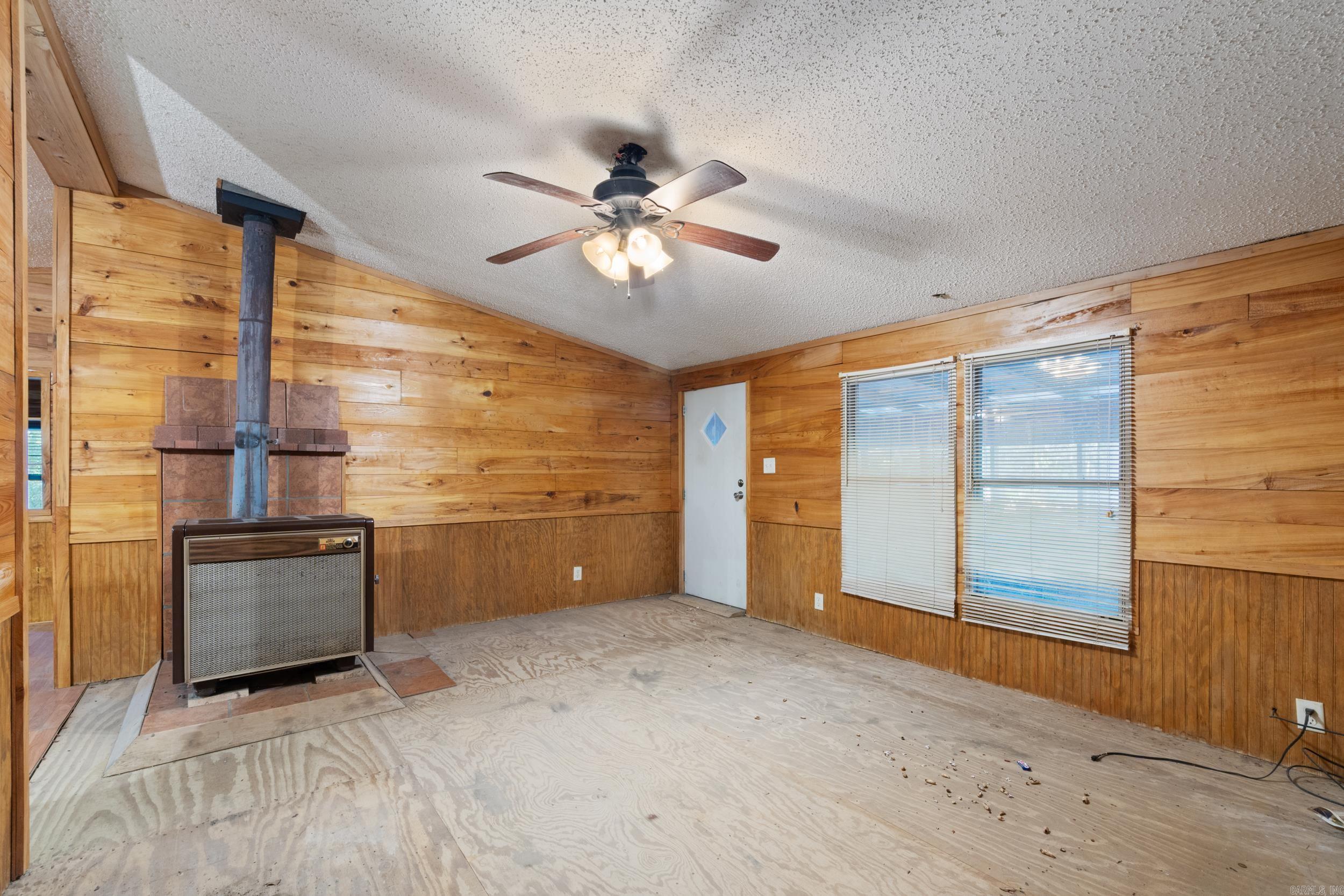 401 S Fourth Street Property Photo 15